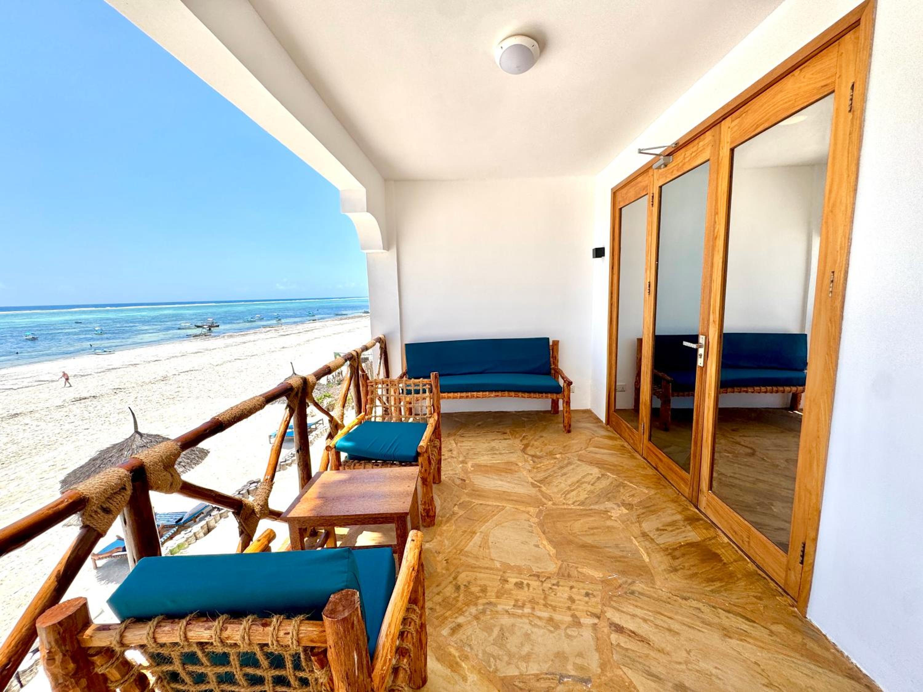 Studio Apartment with Sea View photo 1