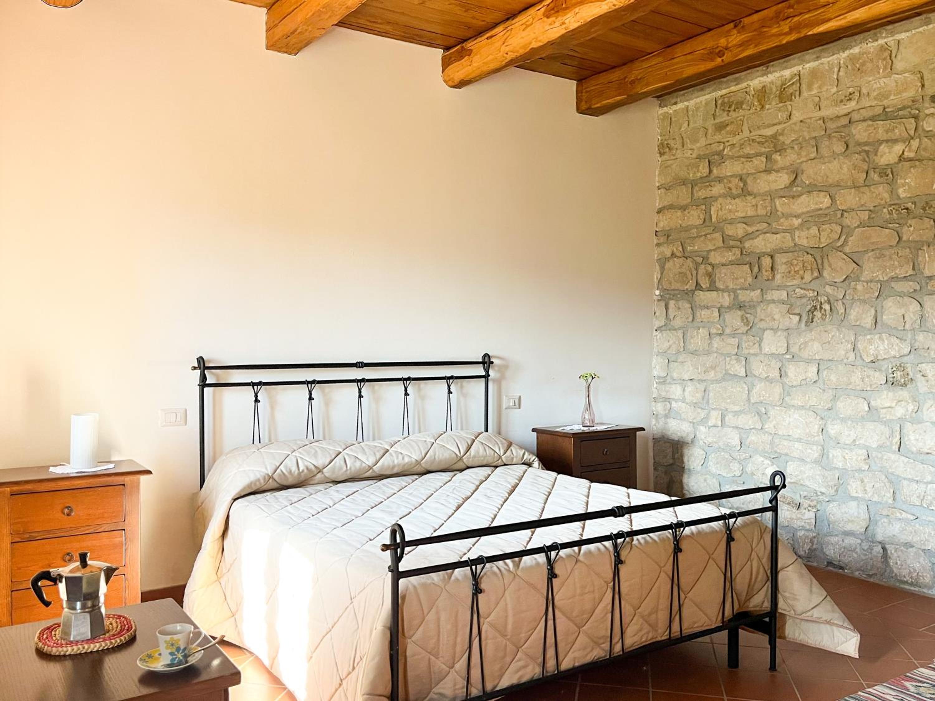 Maisonette photo 1