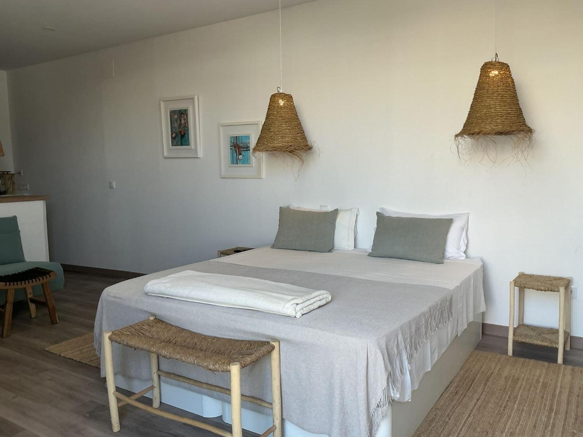 King Studio with Sofa Bed