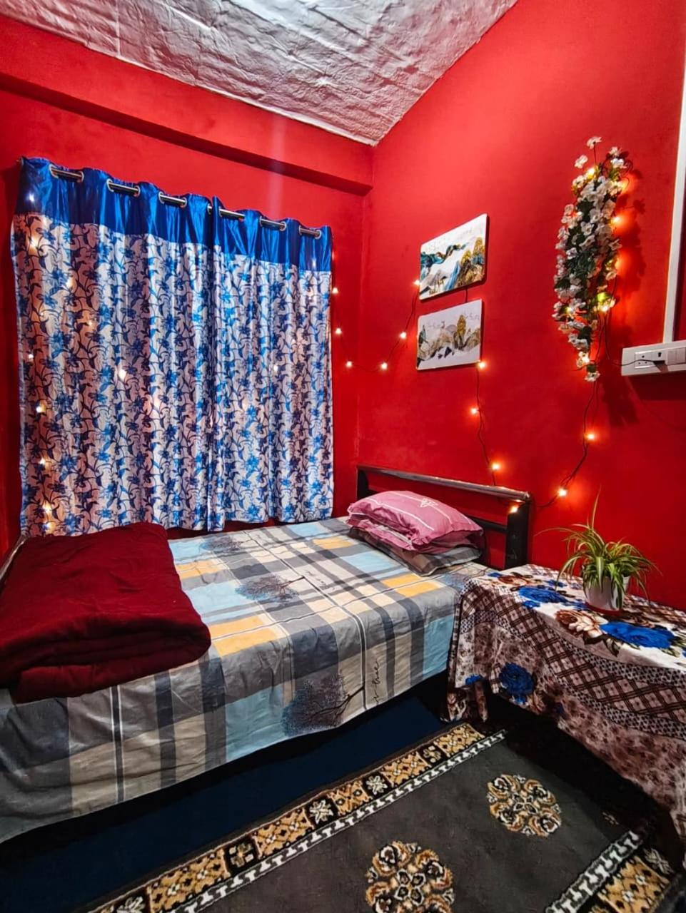 Quadruple Room with Private Bathroom photo 1