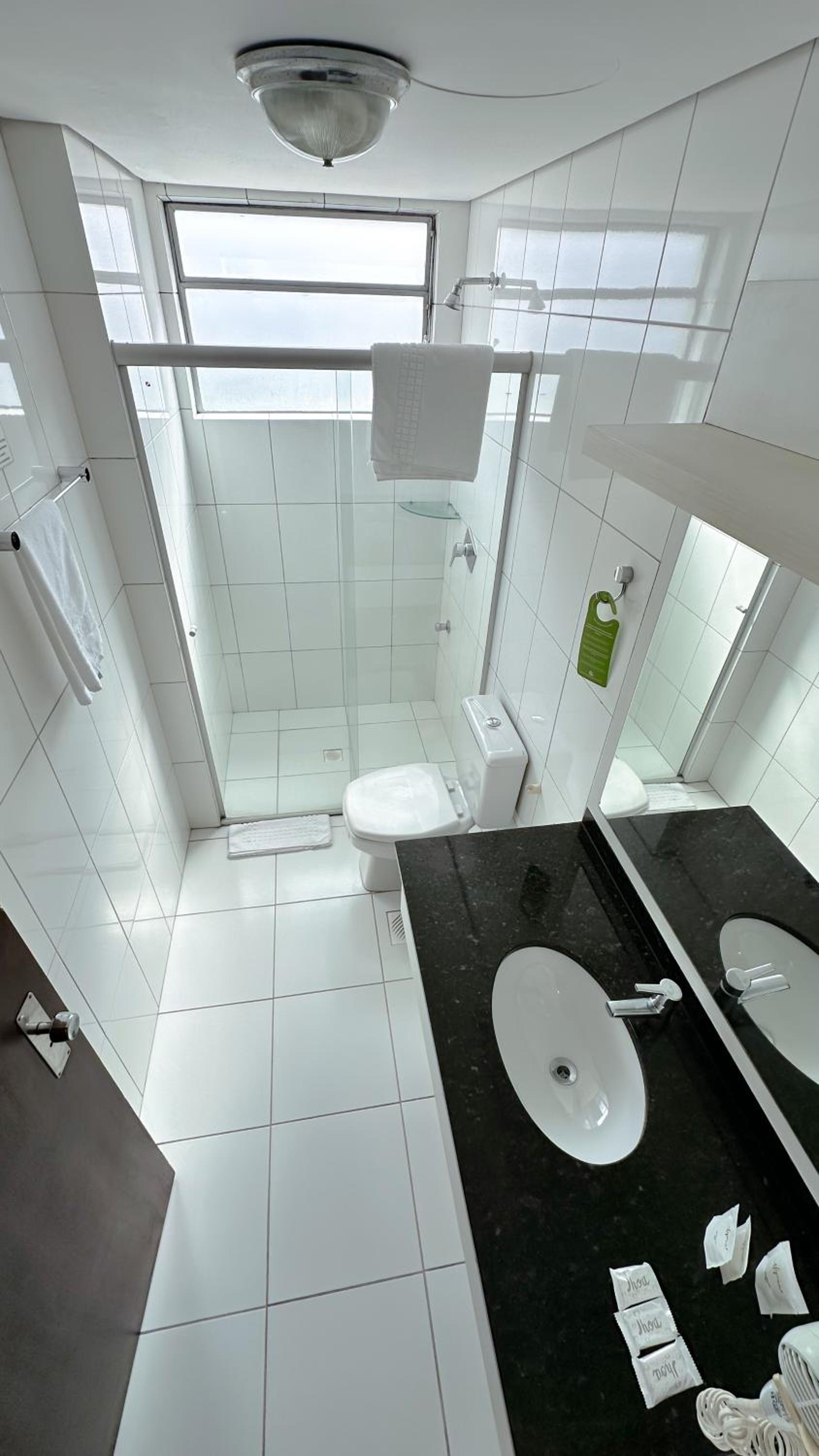 Standar Triple Room with 3 Single Beds photo 2