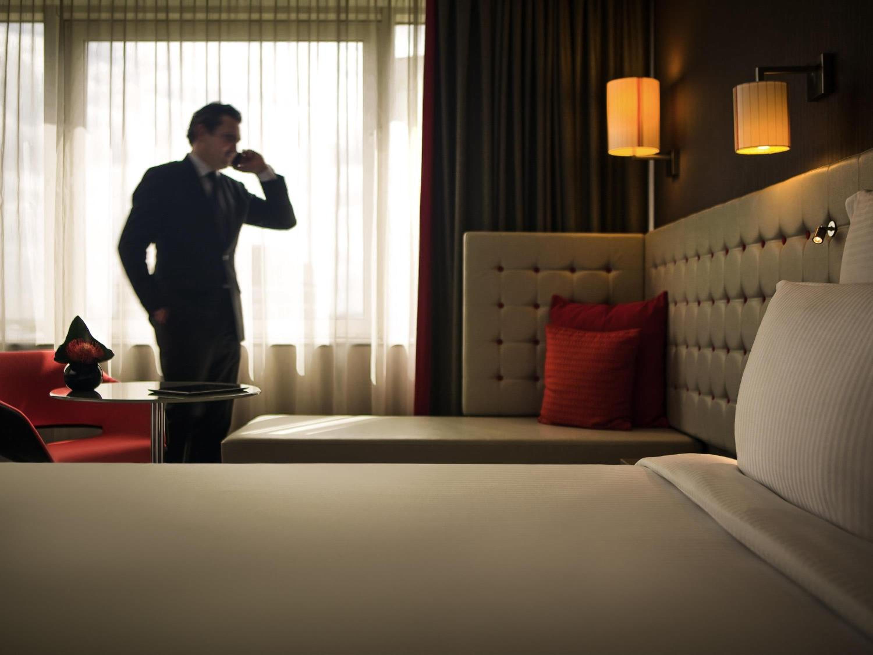 Double Room - Accessible thumbnail 5