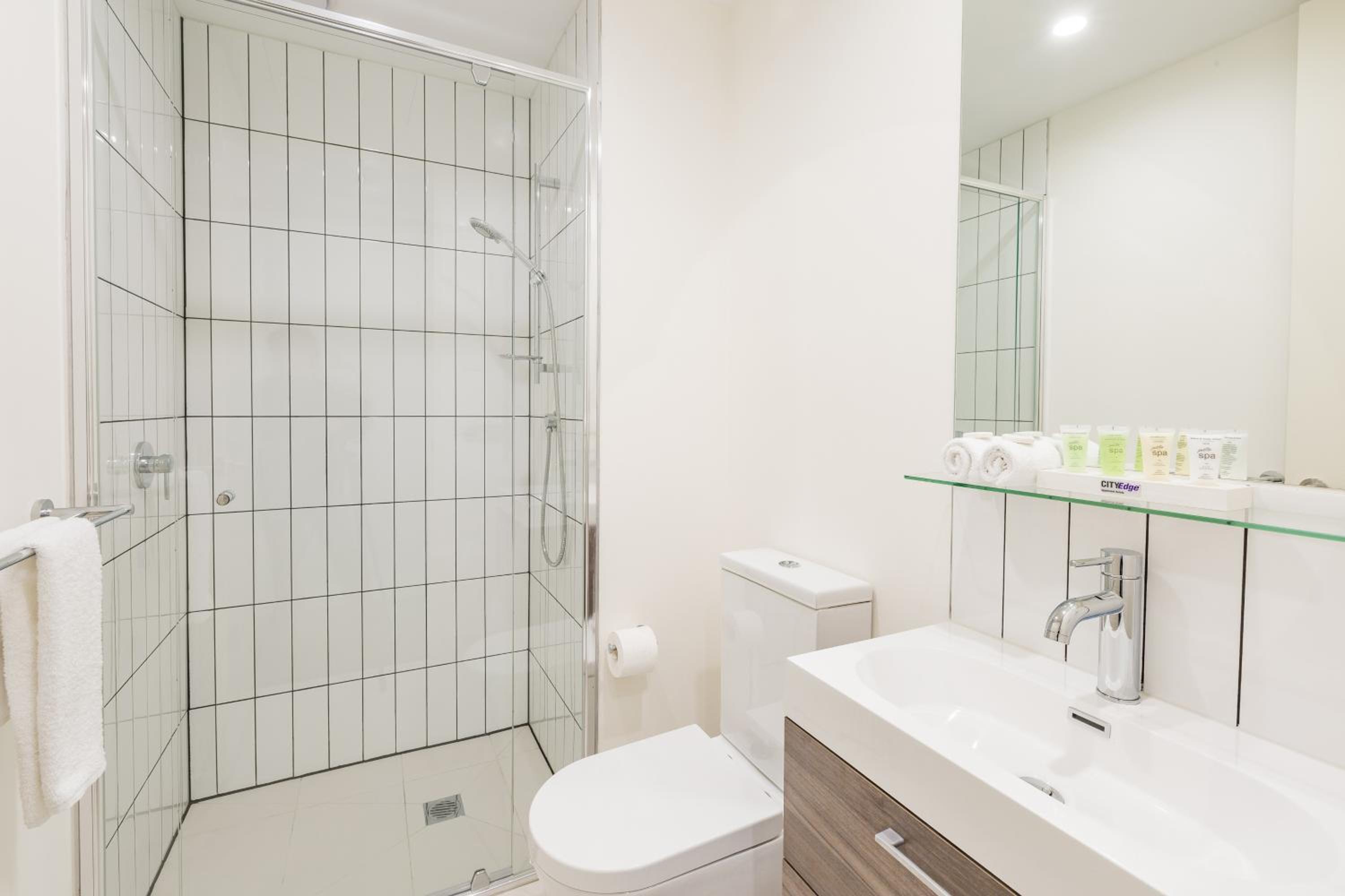 Courtyard Studio Apartment photo 3