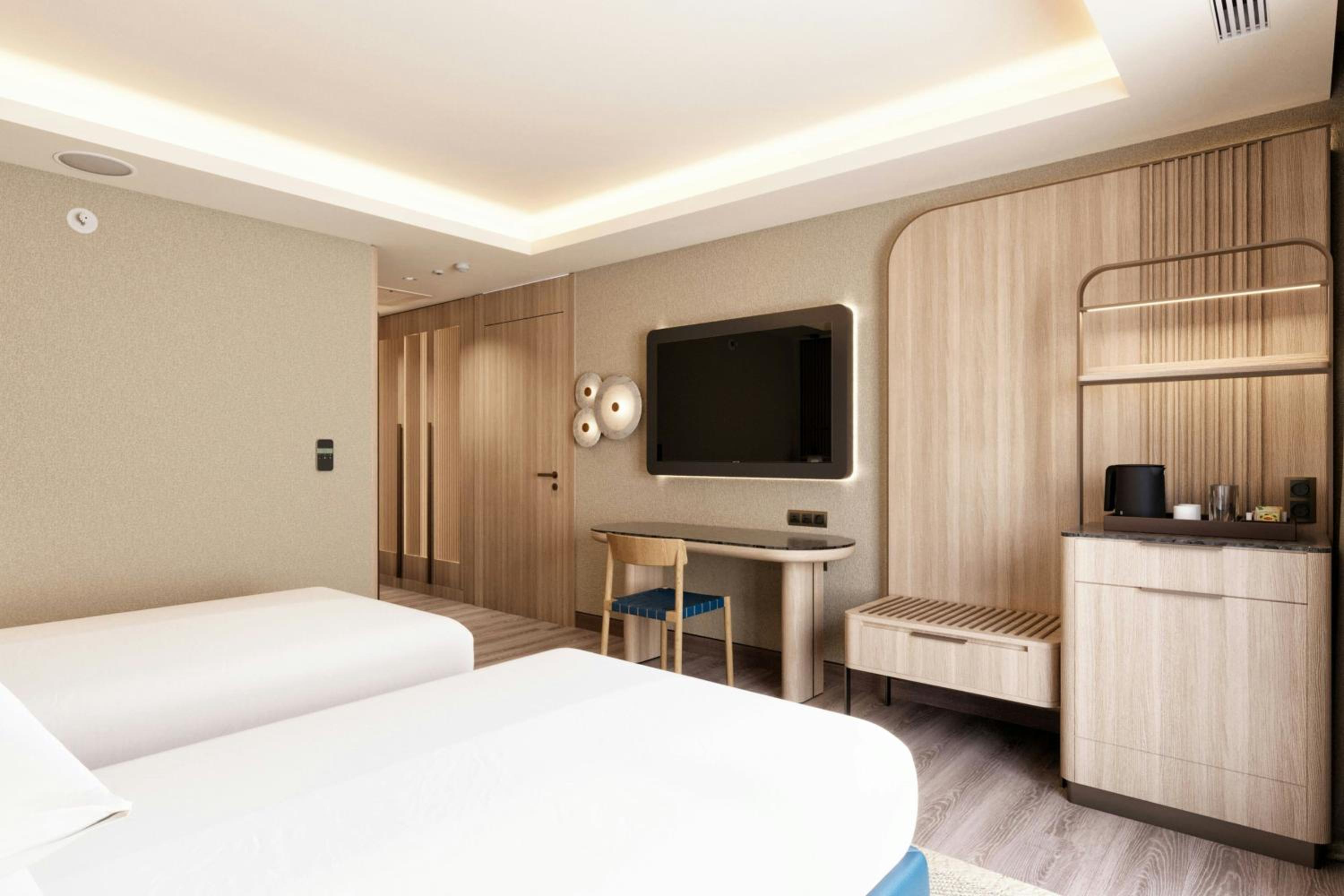 Deluxe Guest Room, 2 Twin Bed, City View photo 3