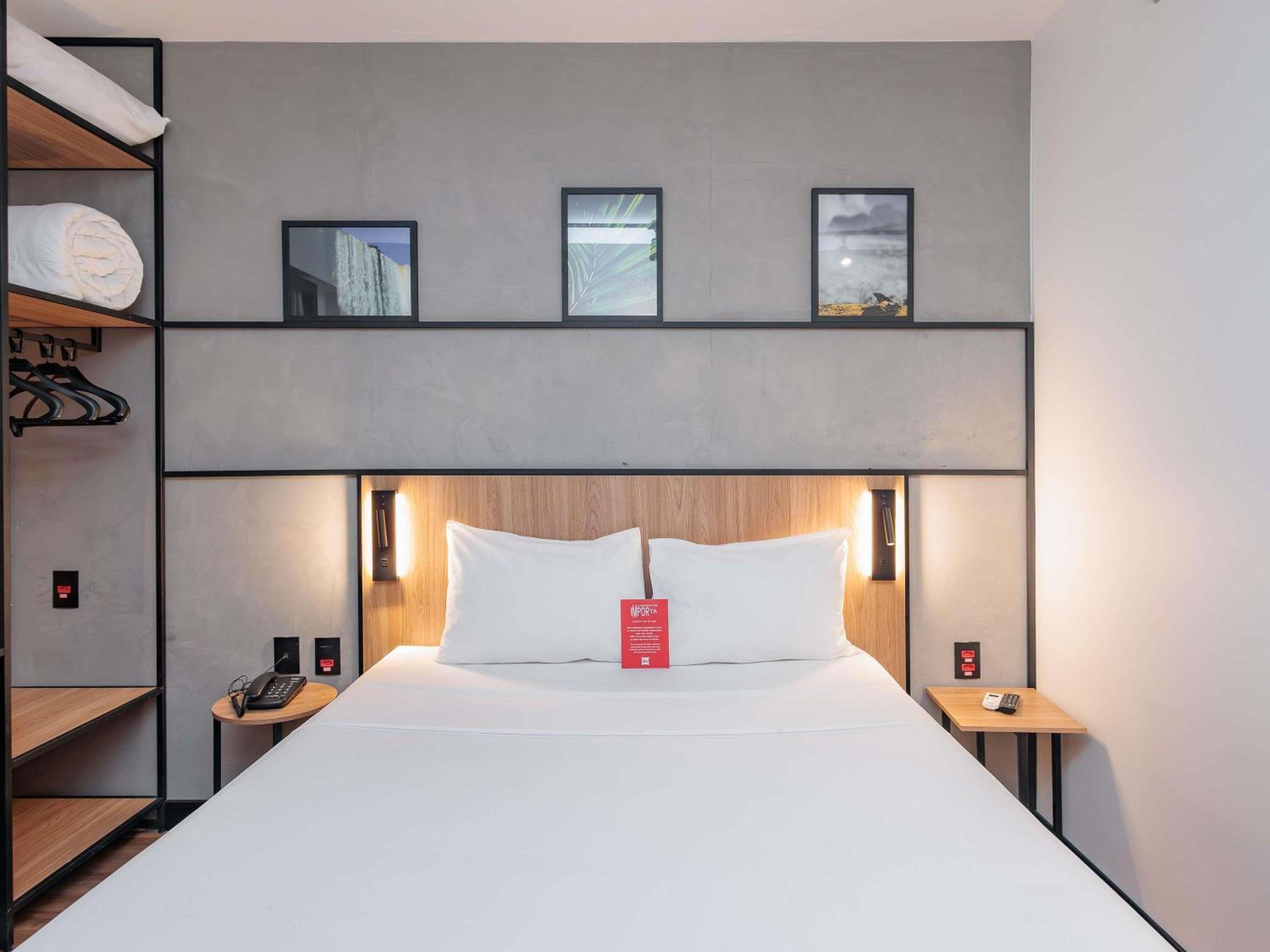 Ibis Foz do Iguaçu — Modern Apartment with One Double Bed