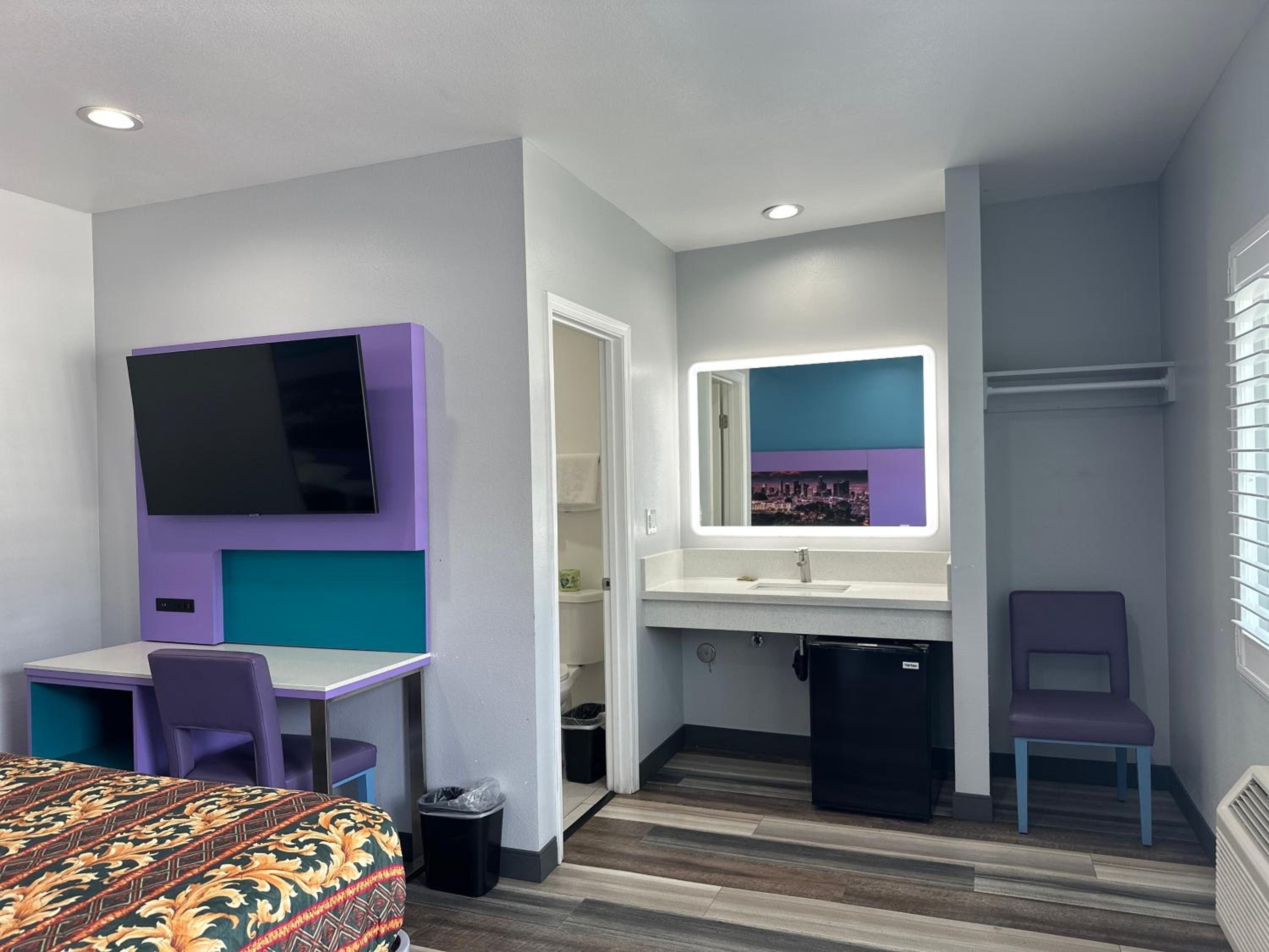 Queen Room - Photo 1