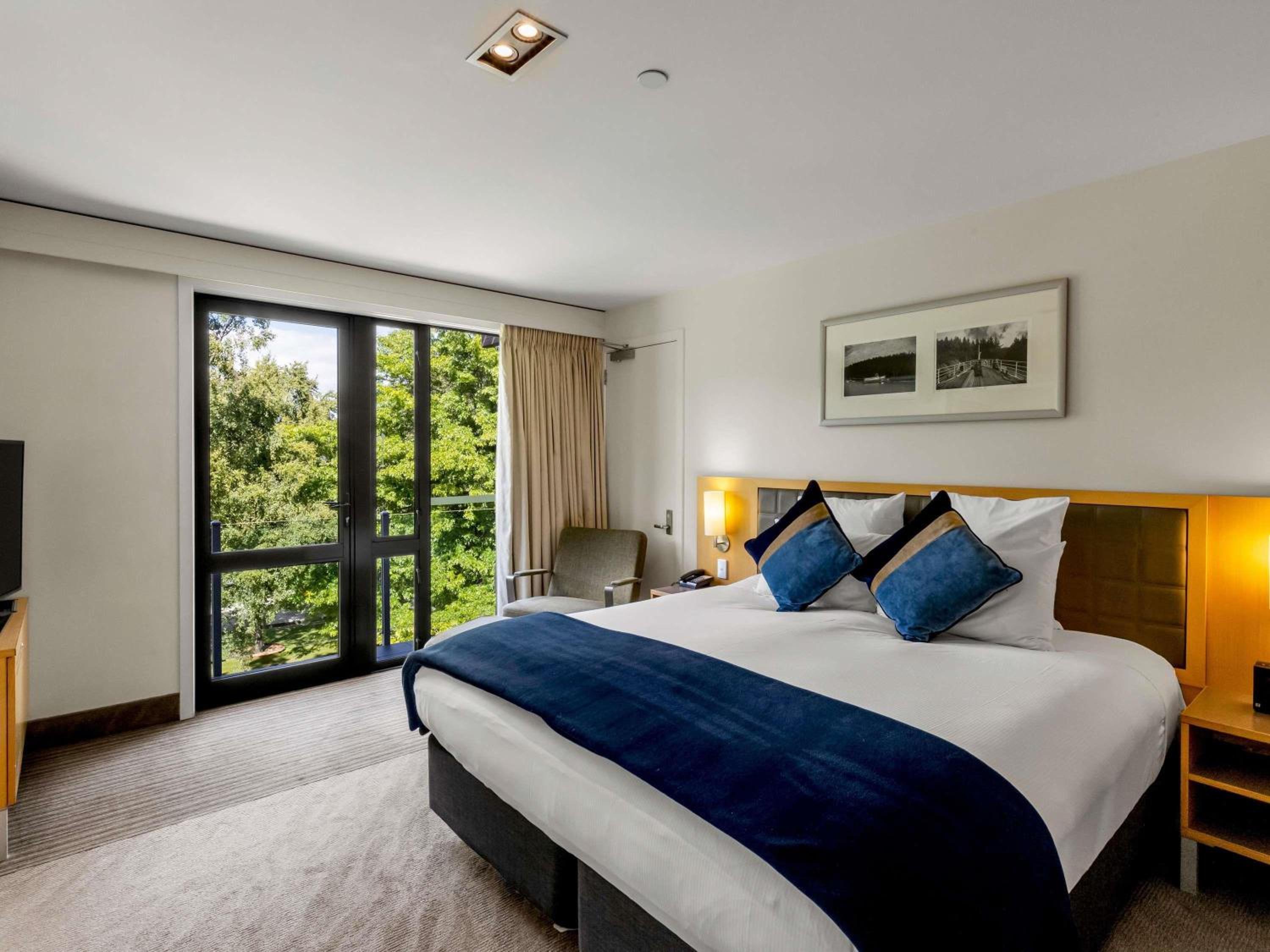 One Bedroom Apartment - Photo 4