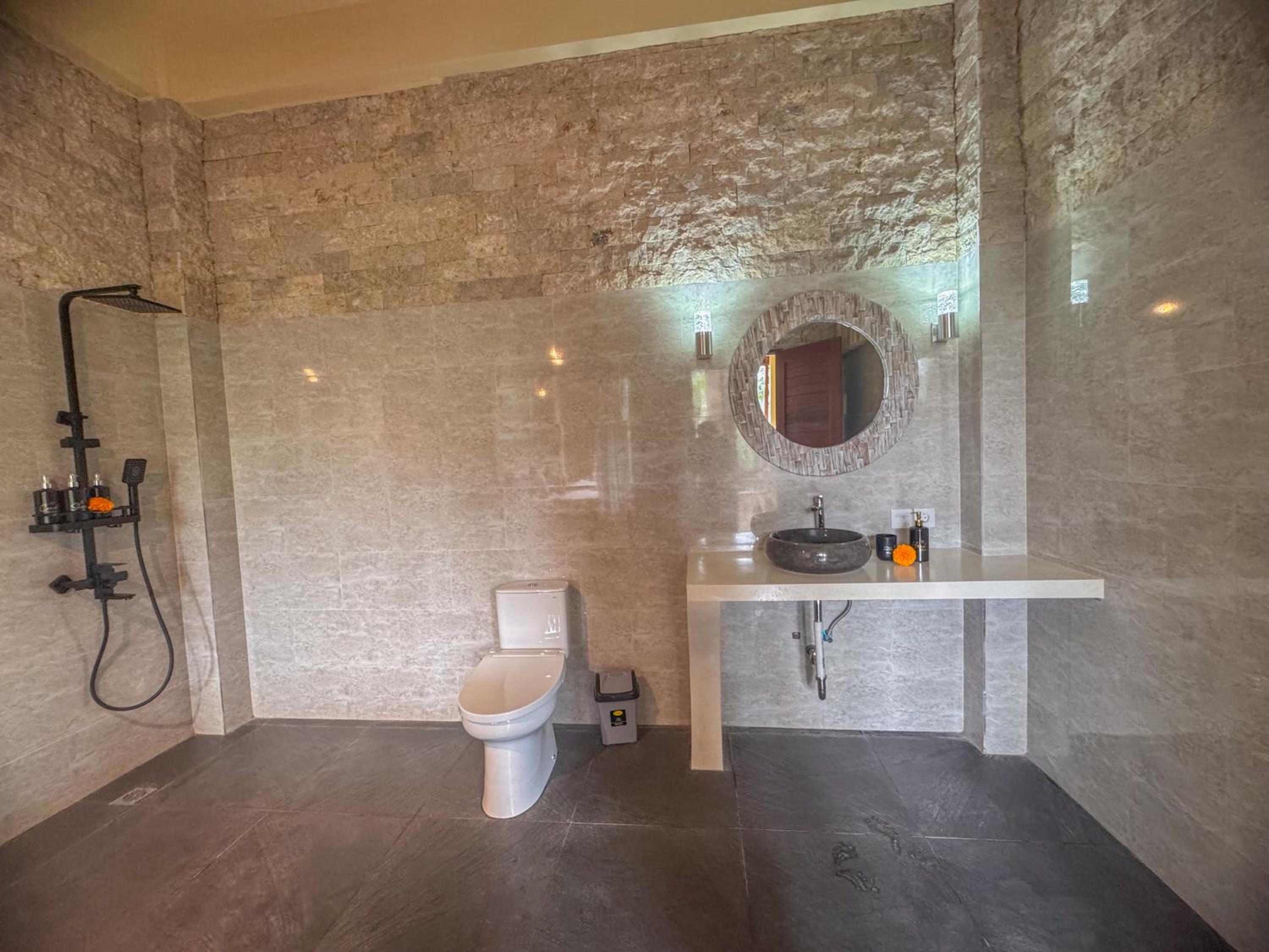 King Suite with Spa Bath