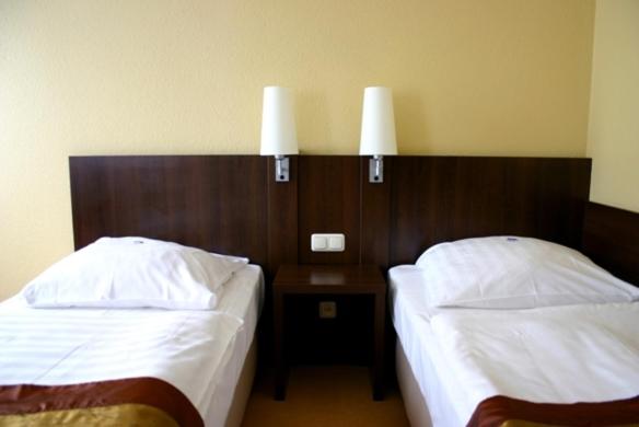 Double or Twin Room - Photo 4