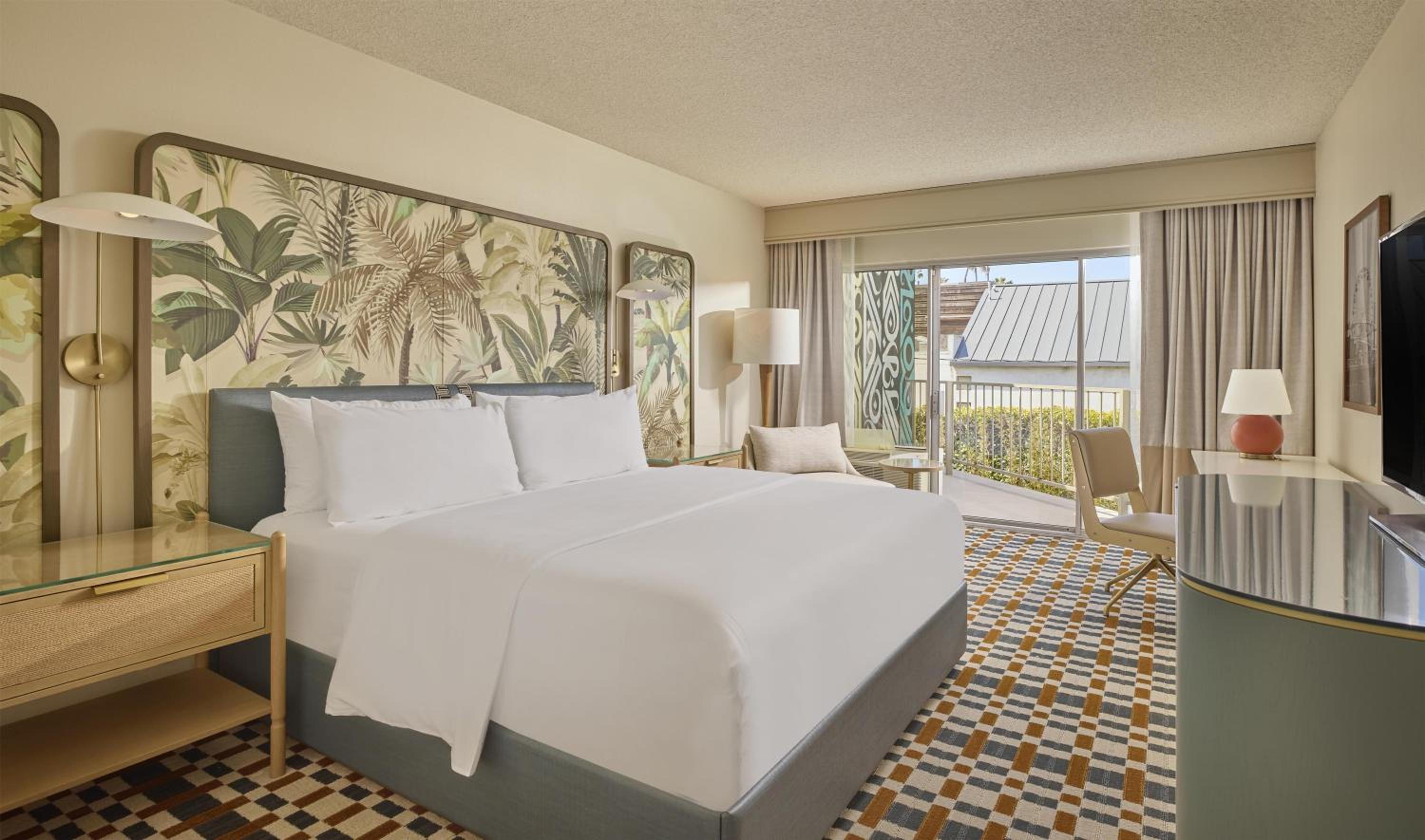 King Room with Accessible Tub - Disability Access