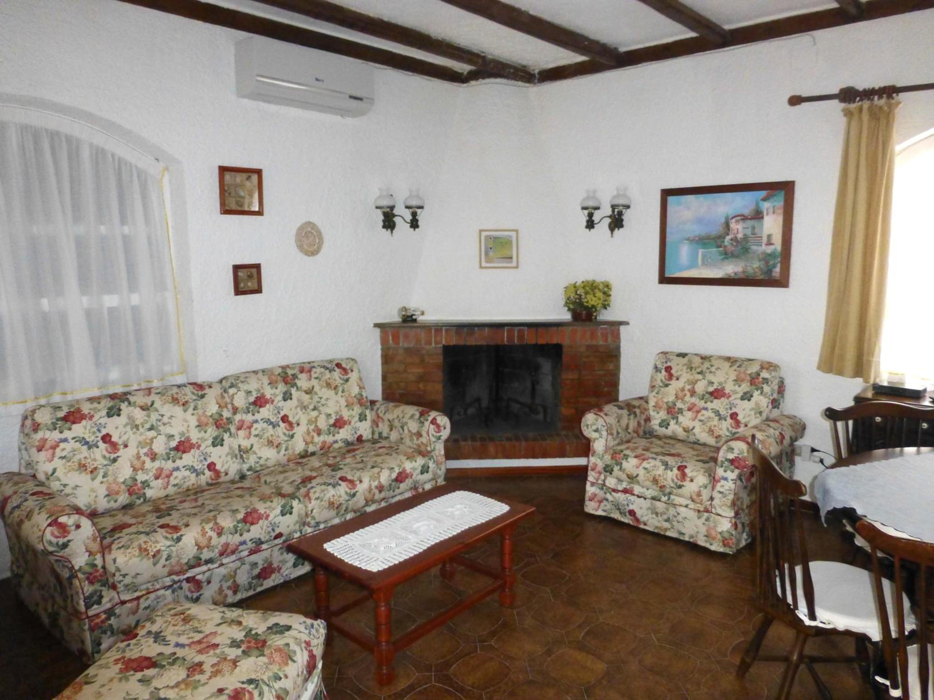 Three-Bedroom Villa photo 1