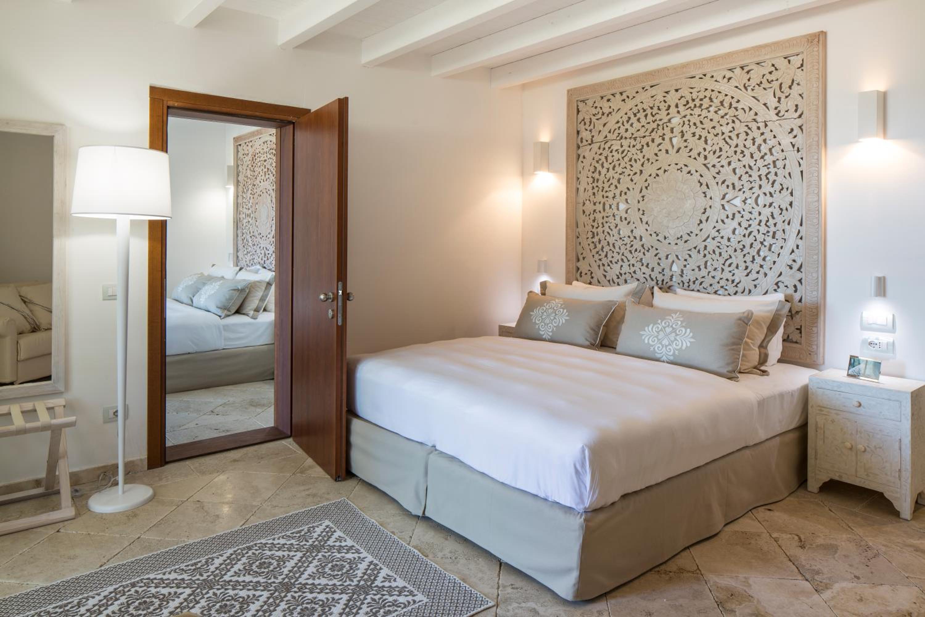 Villa con 2 Camere da Letto e Vista Mare Laterale