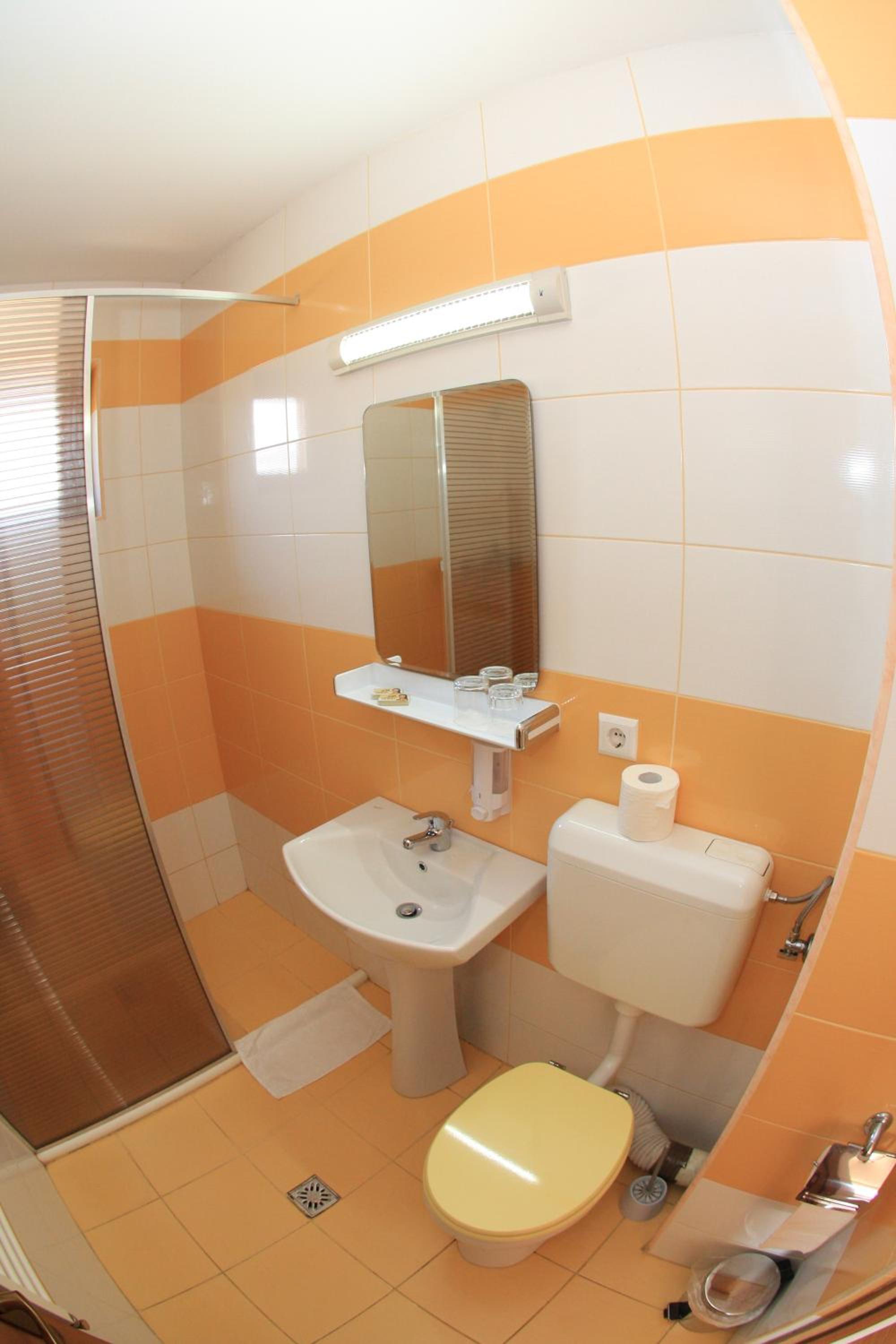 Triple Room - Photo 4