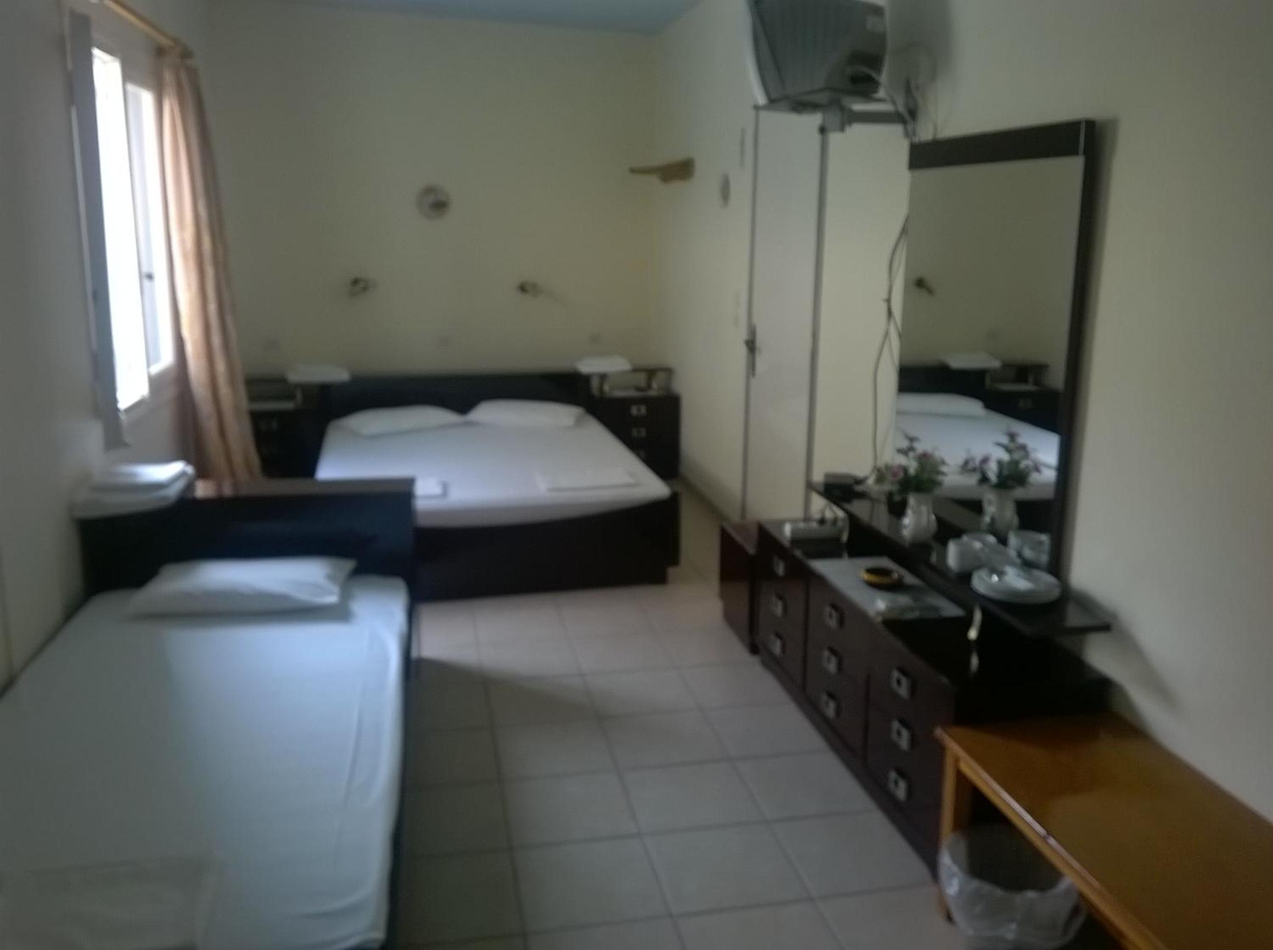 Standard Triple Room photo 2