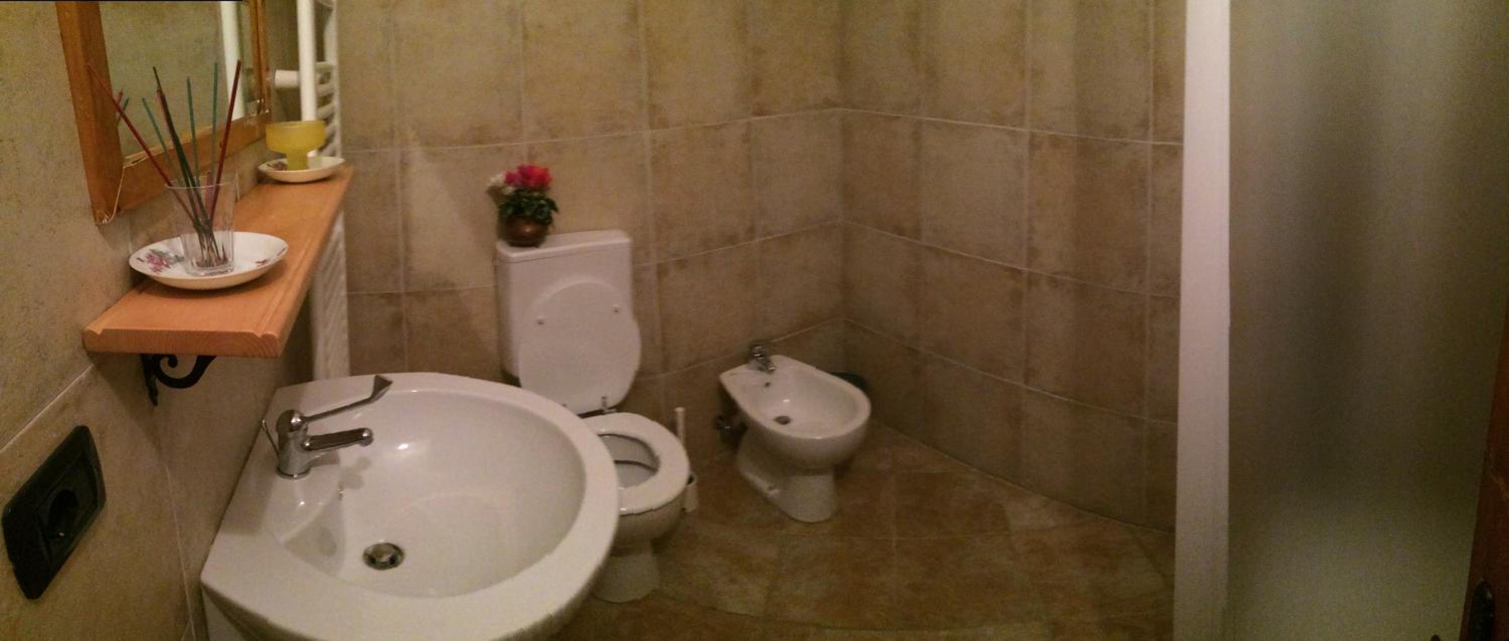 Double Room - Photo 3