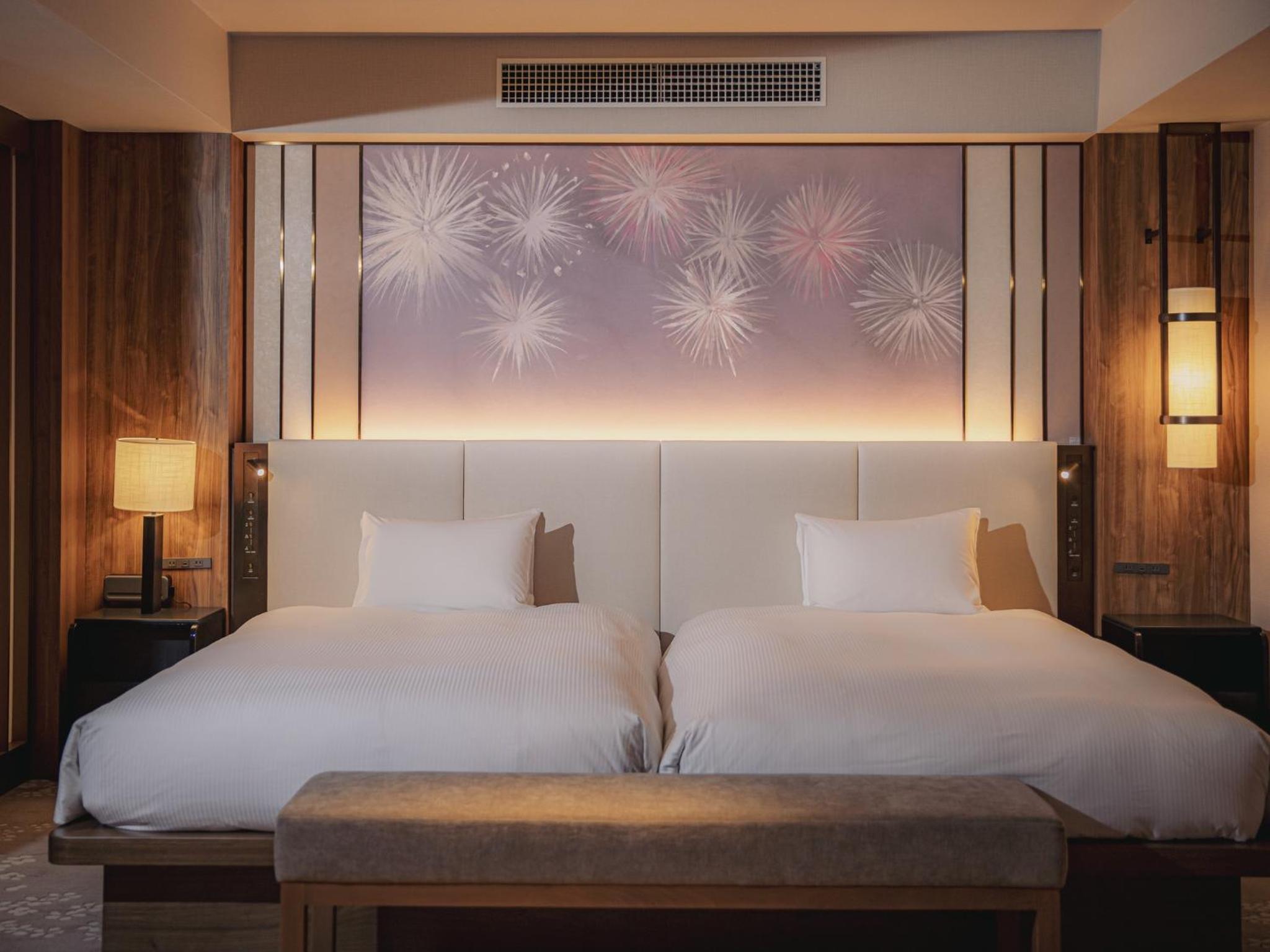 Executive ASAKUSA Suite with Skytree Side (with Lounge Access)