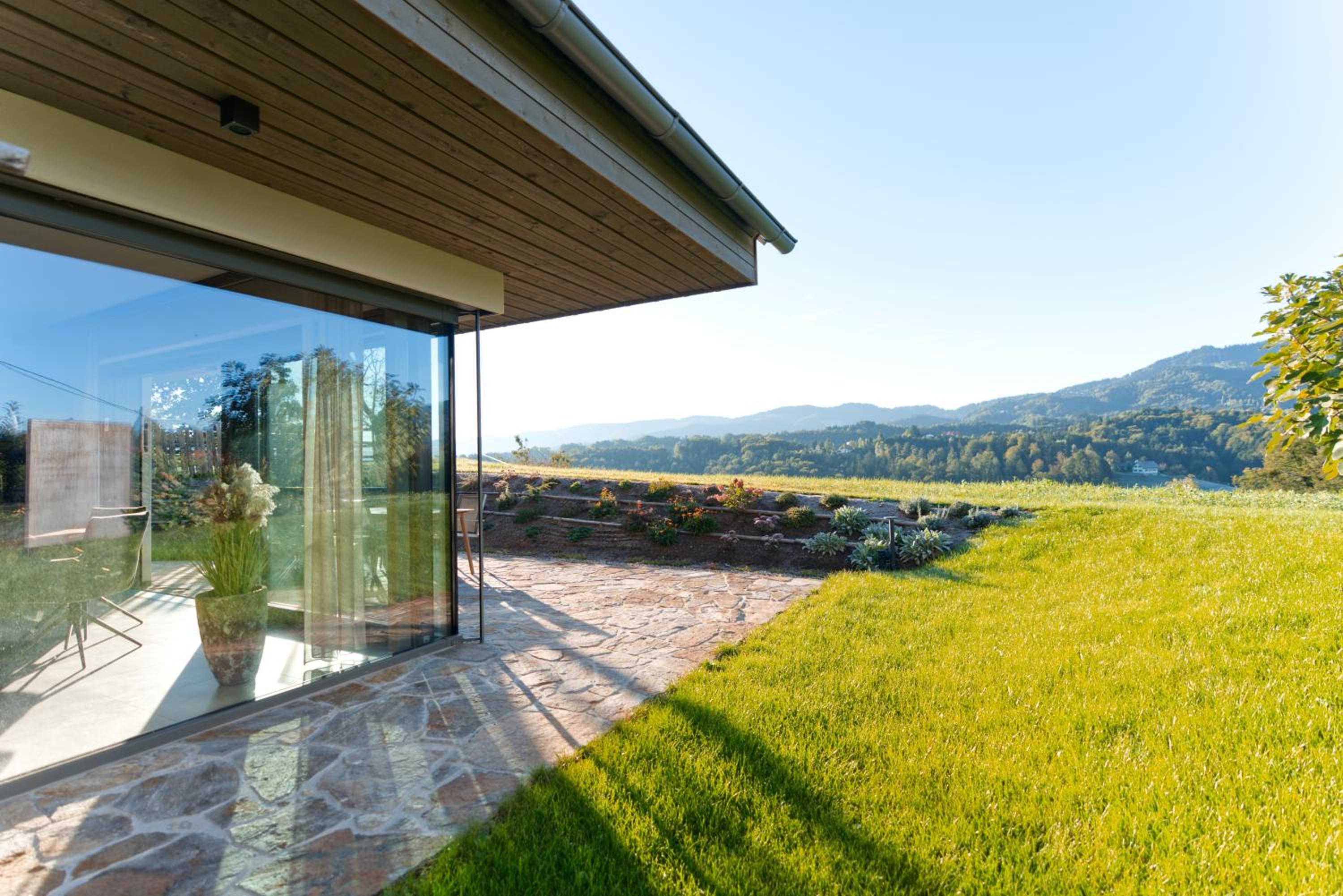 Three-Bedroom Vacation Home  photo 1
