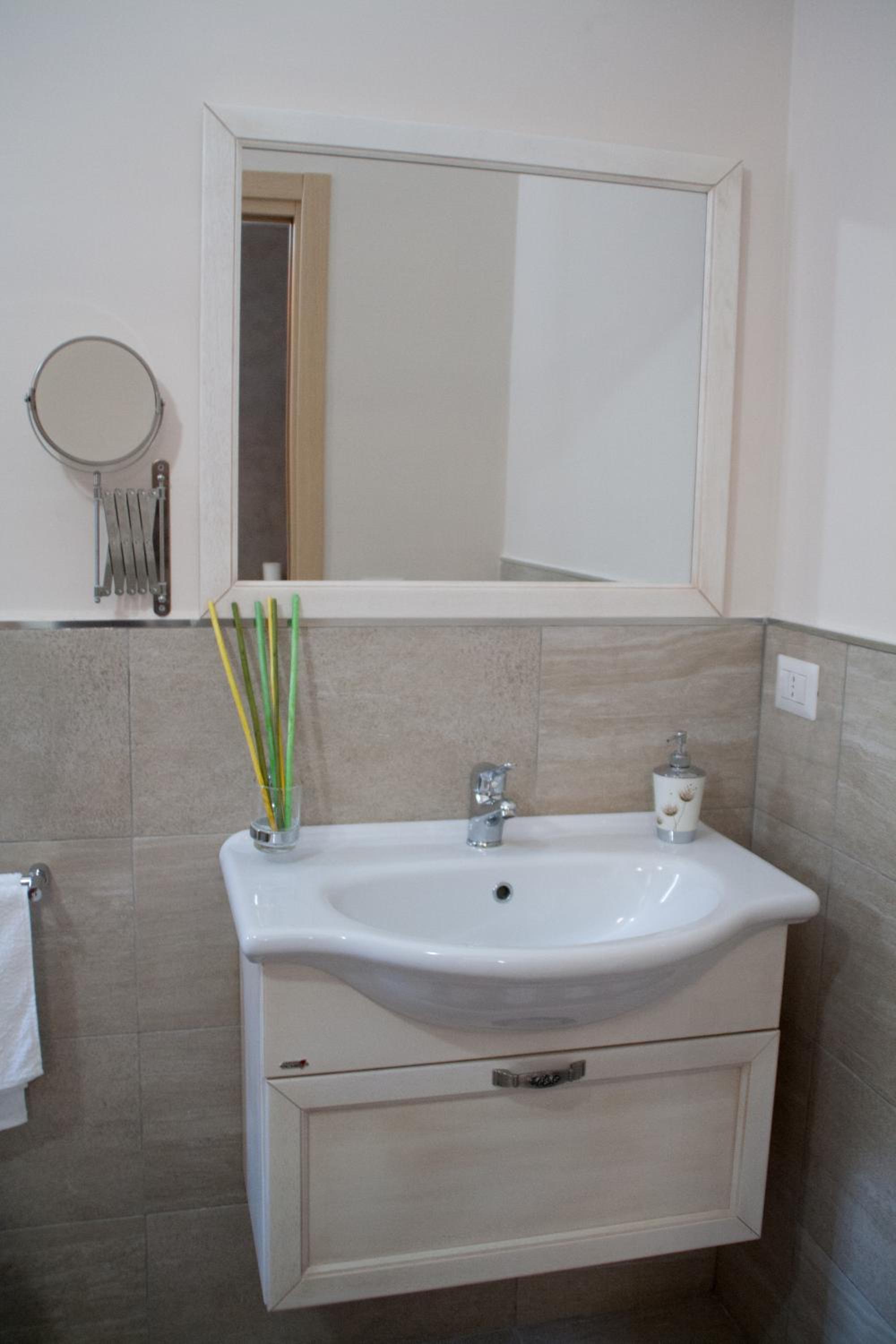 Comfort Triple Room - Photo 6