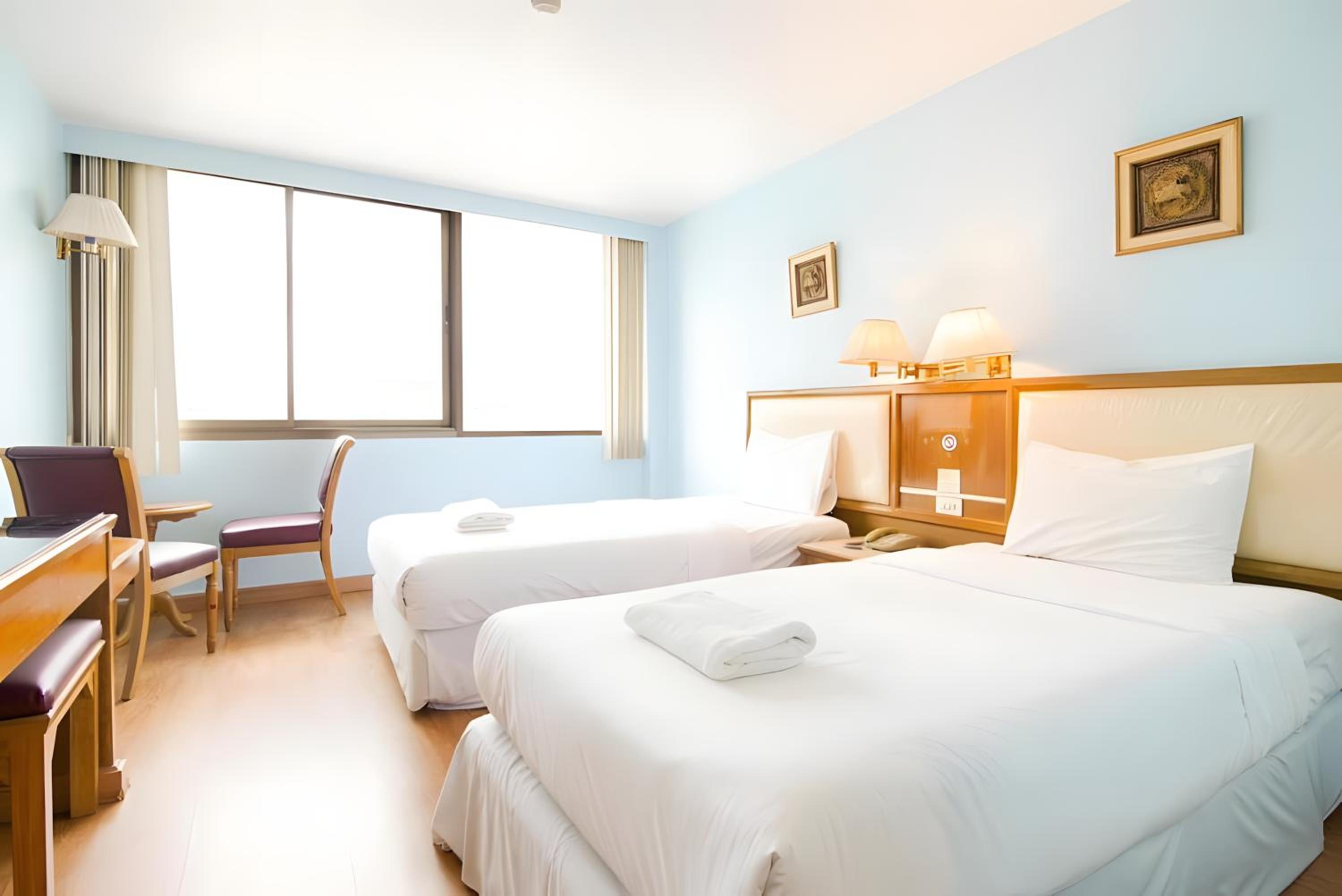 Standard Twin Room photo 3