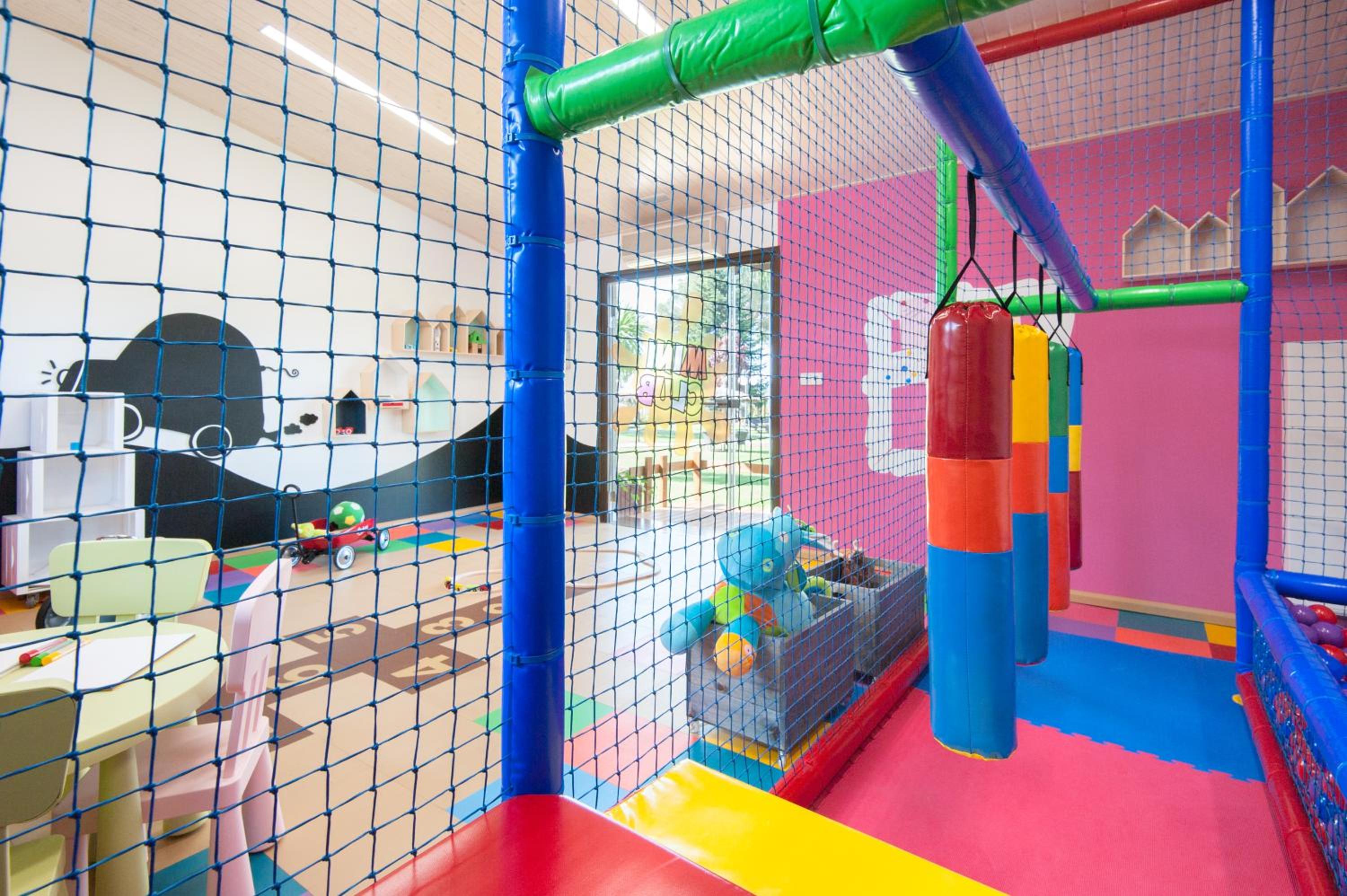 Habitación Doble con cama supletoria (2 adultos + 1 niño)