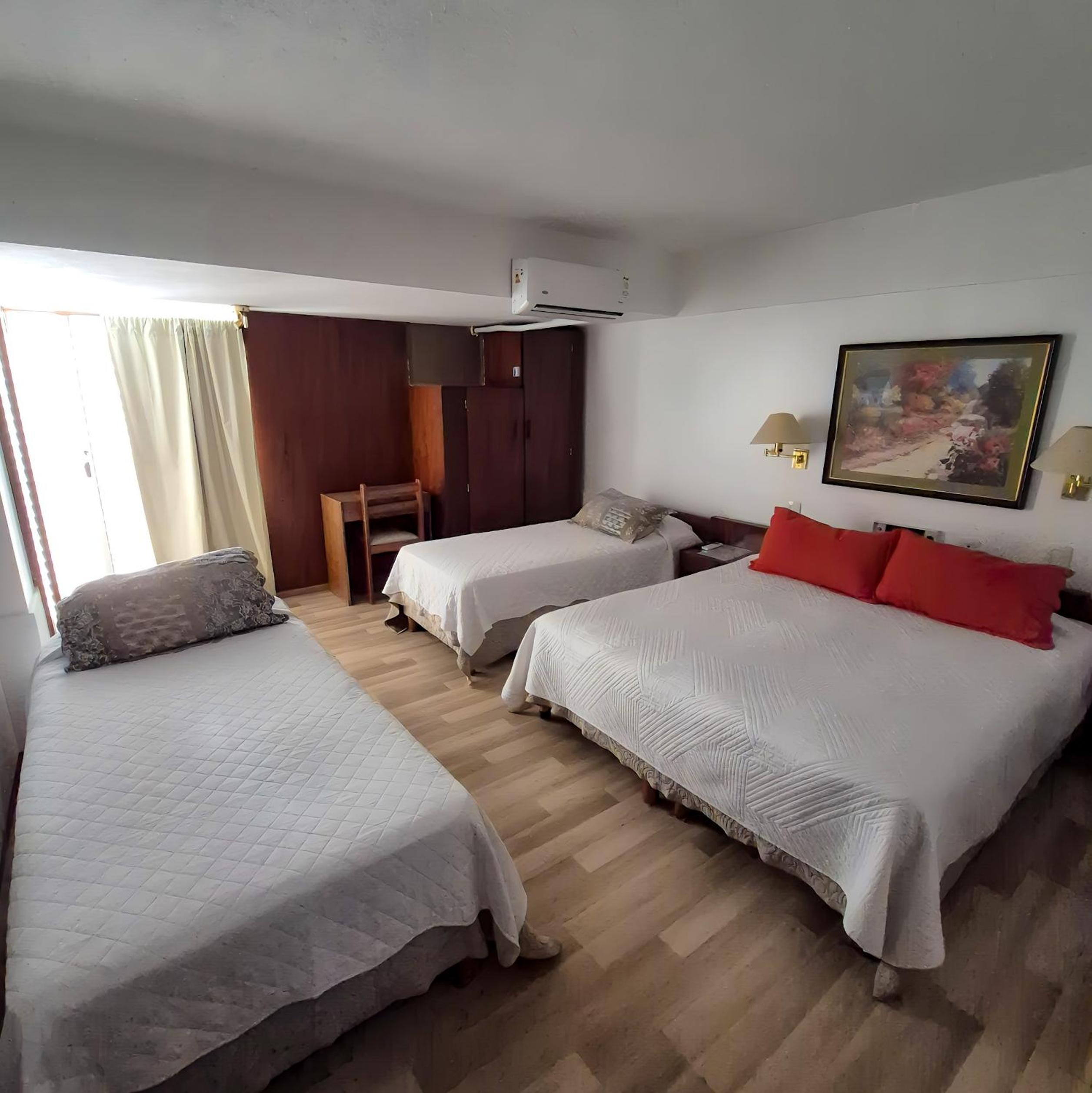 Quadruple Room photo 2