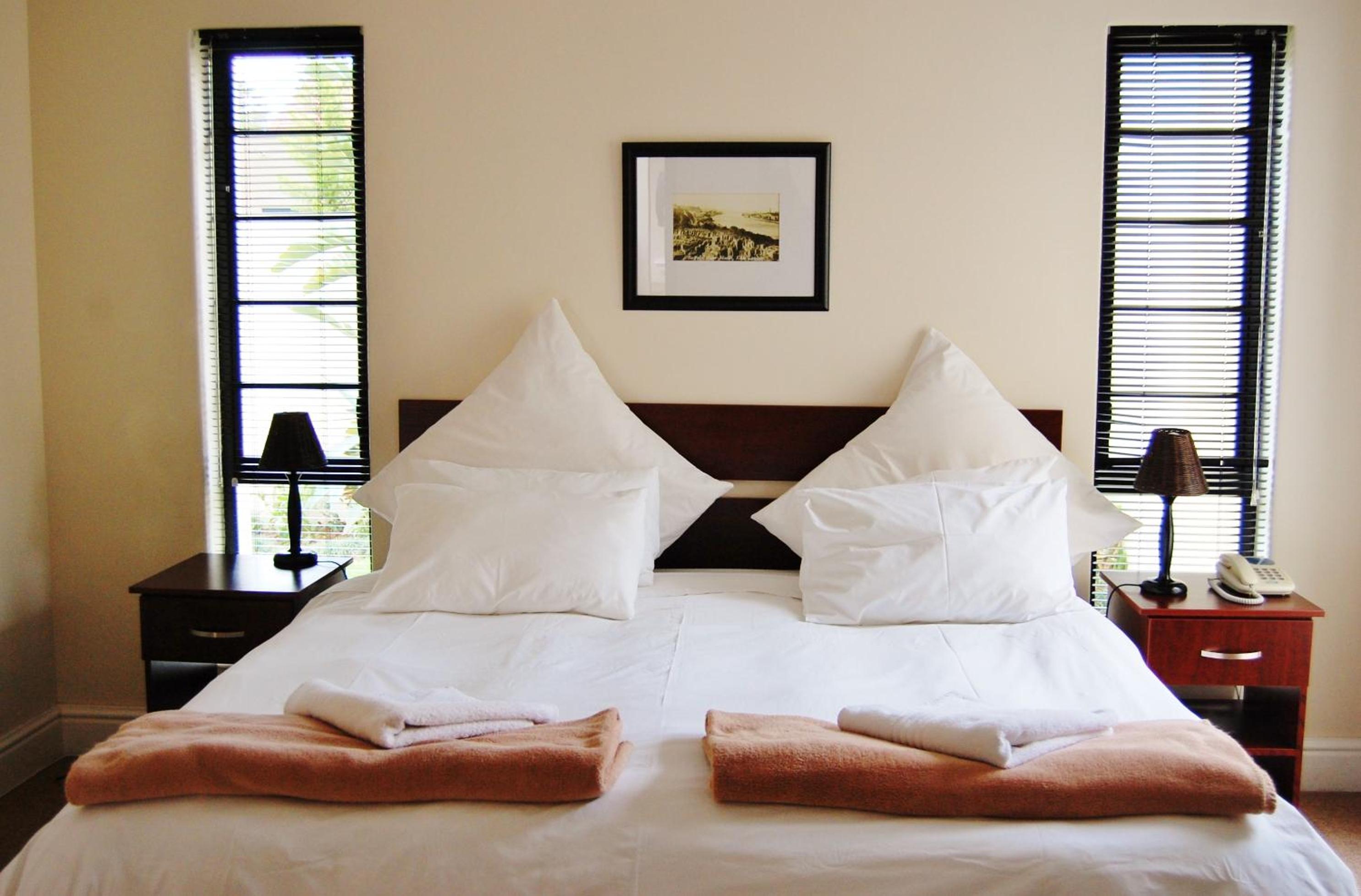 Double or Twin Room with Balcony - Photo 1