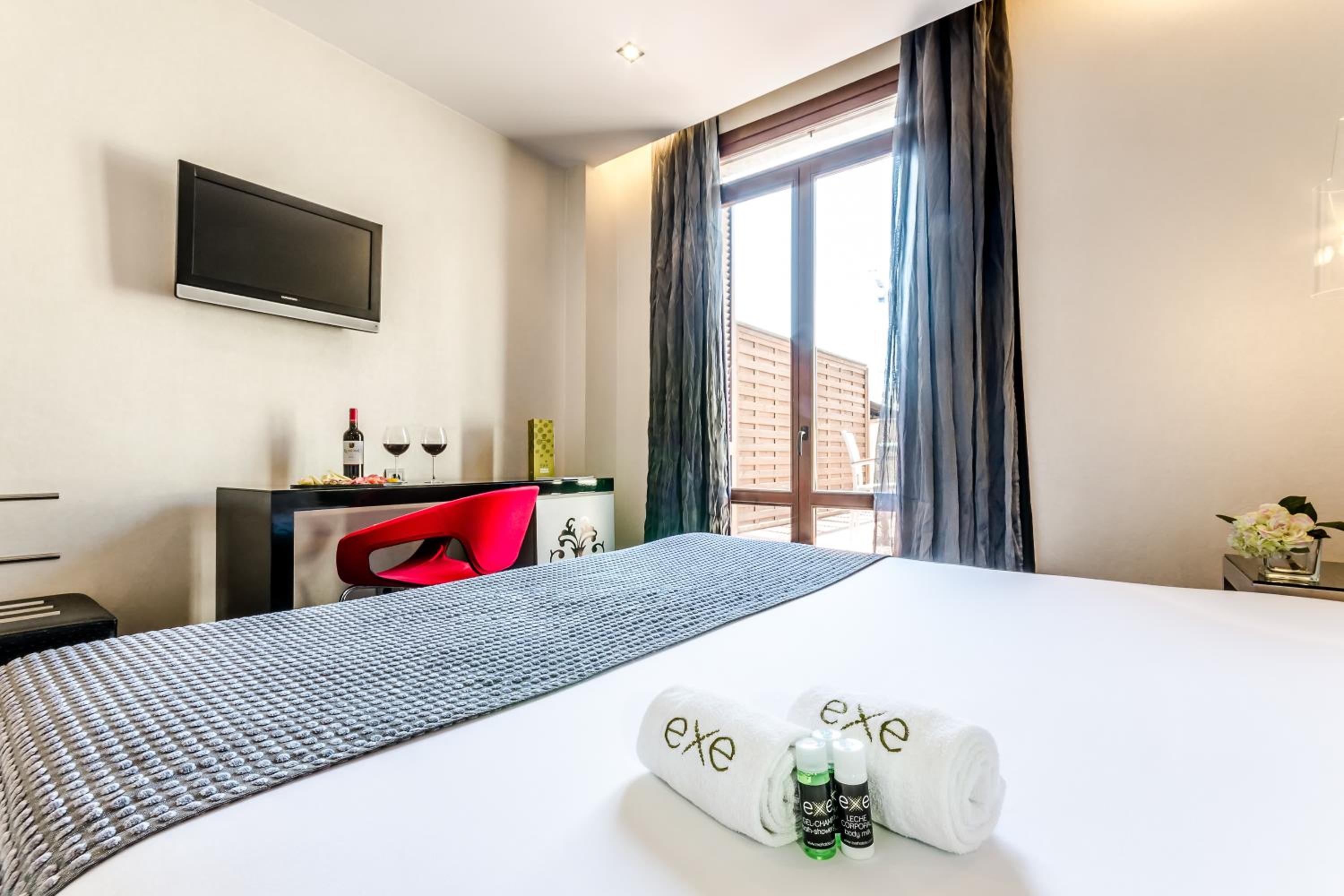 Double Room with Terrace photo 2