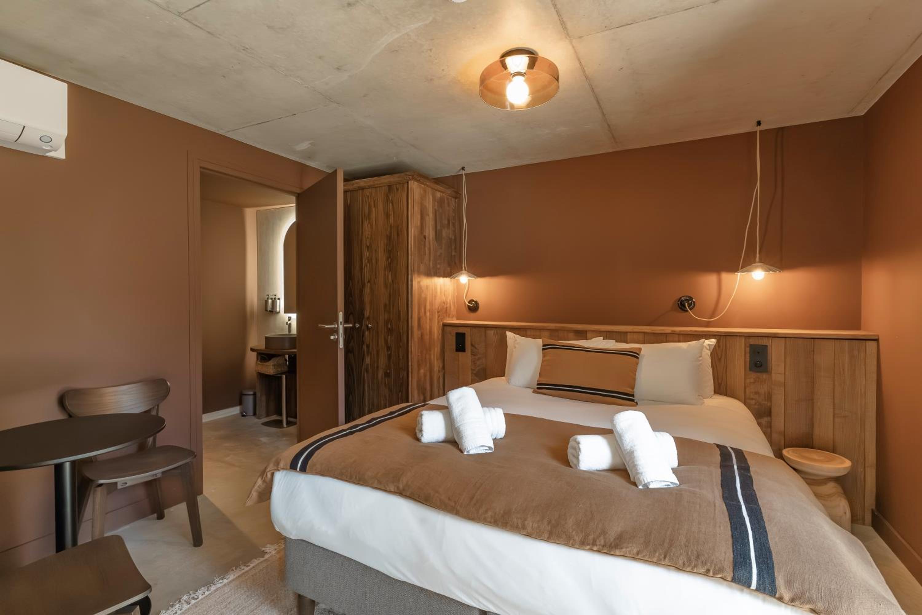 Suite with Garden View
