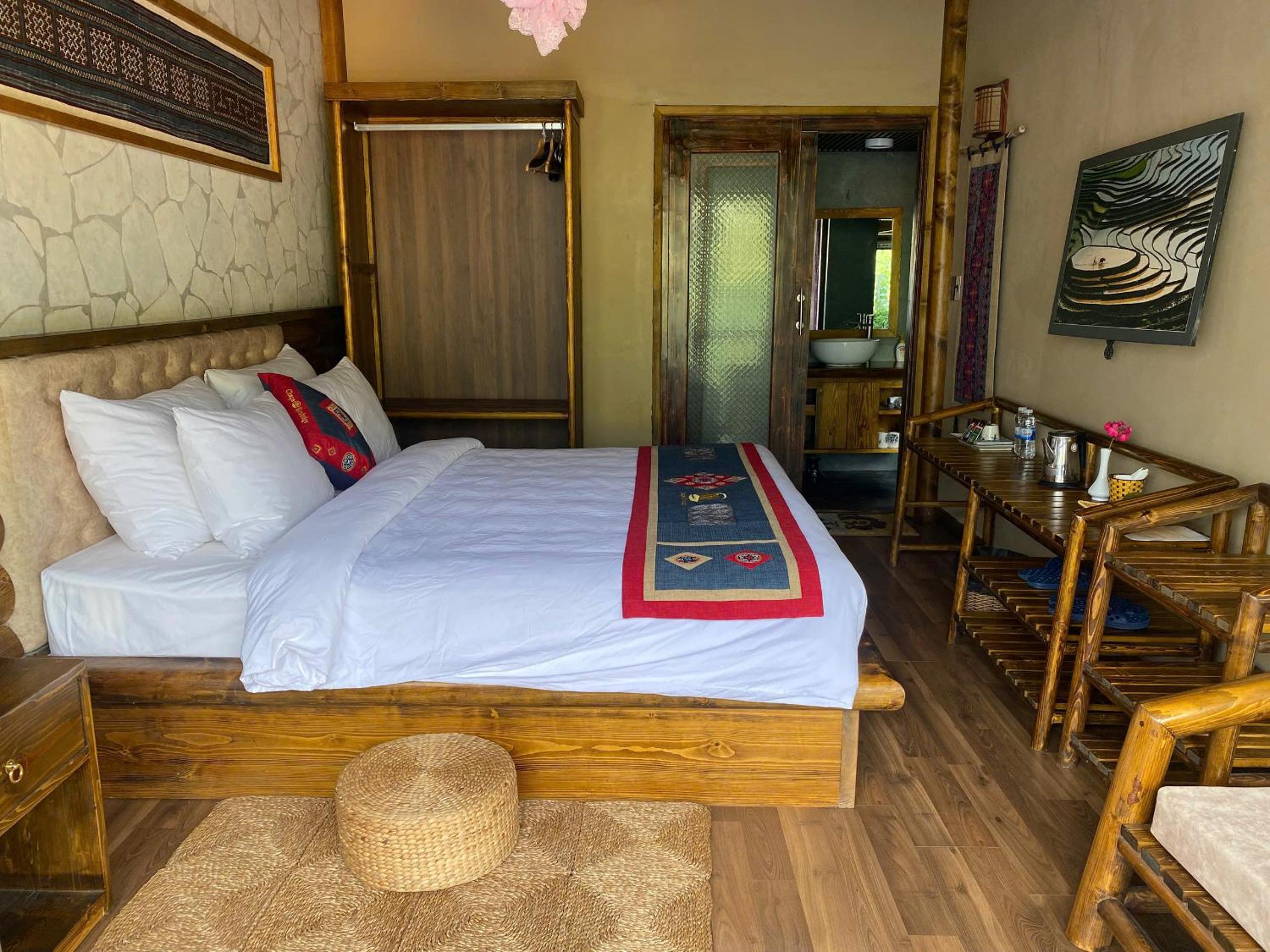 Superior Bungalow photo 3