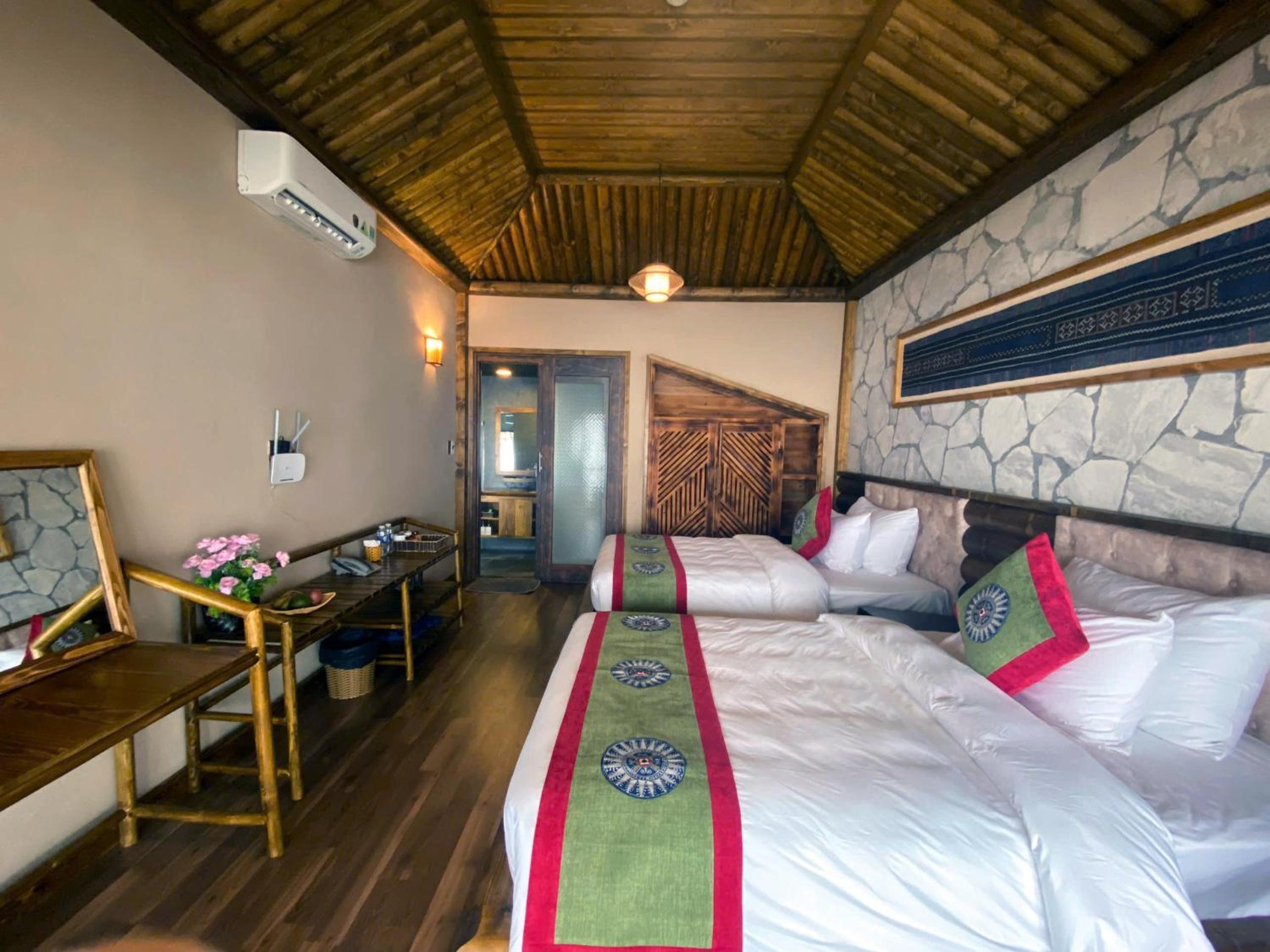 Deluxe Bungalow photo 1