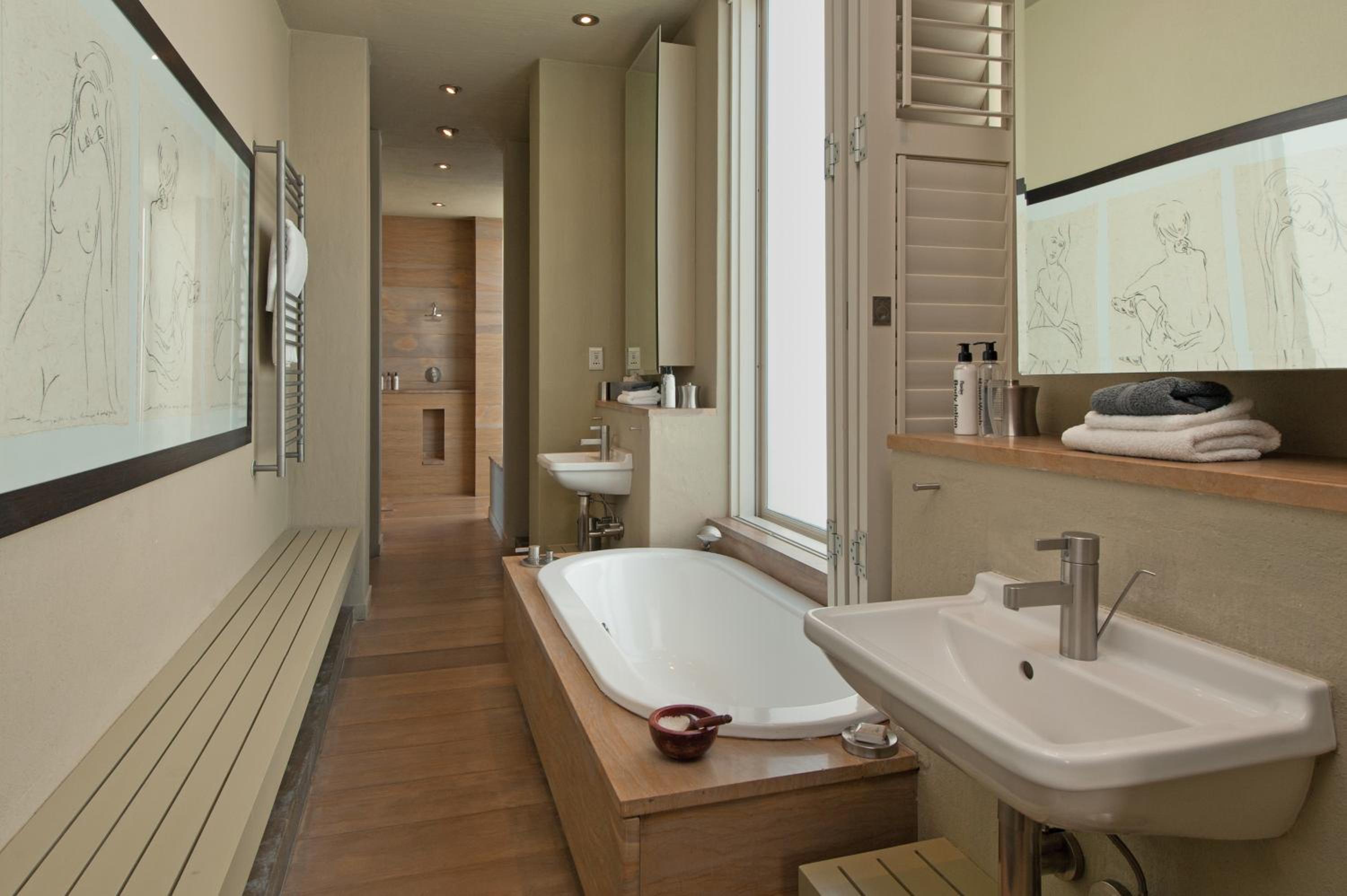 Southern Right Suite - Photo 12