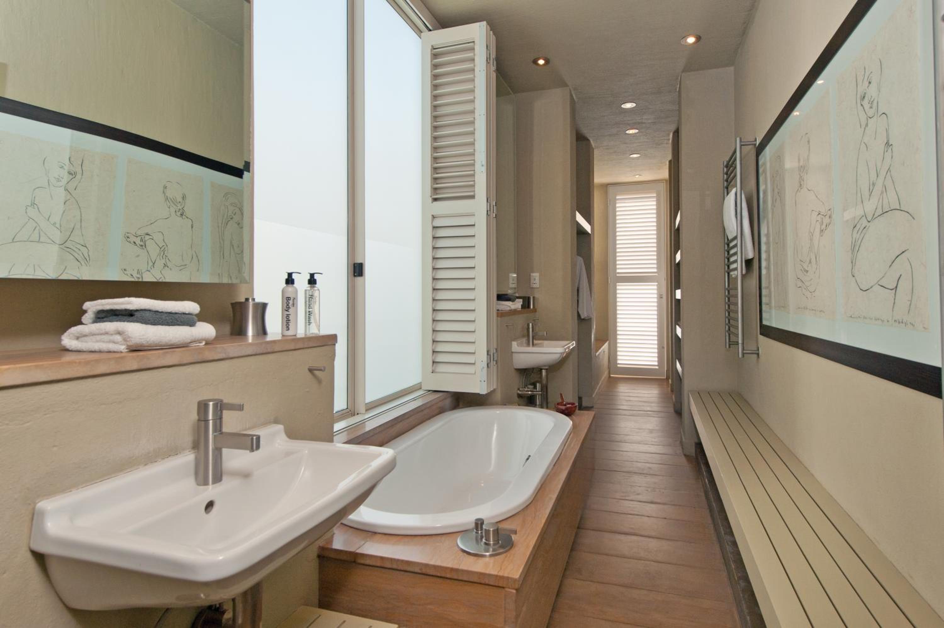 Southern Right Suite - Photo 10