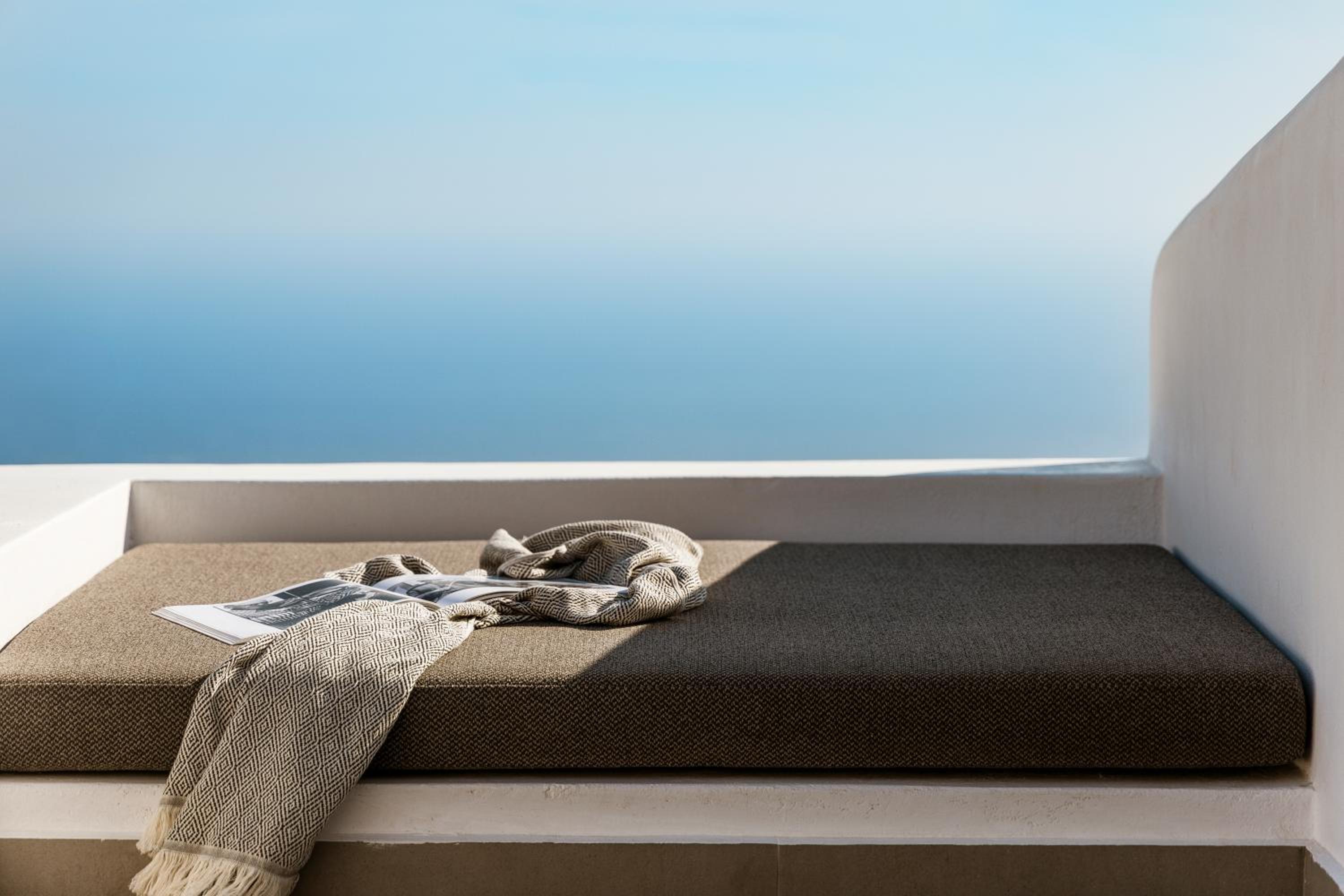 Honeymoon Suite with Sea View and Hot Tub