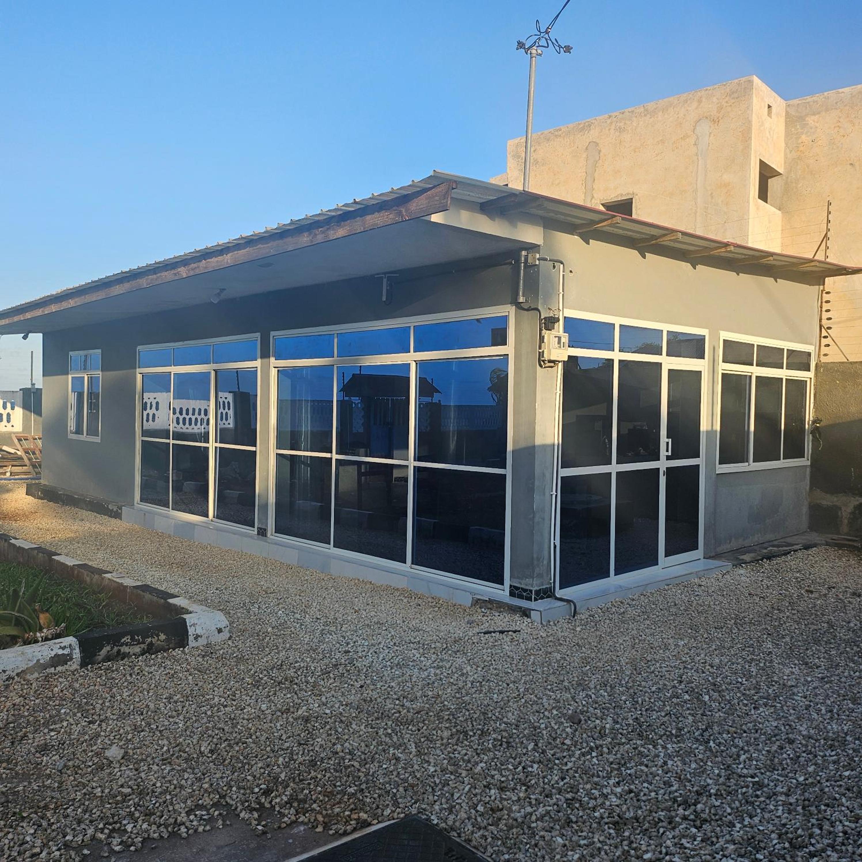 One-Bedroom Apartment - Sea Side
