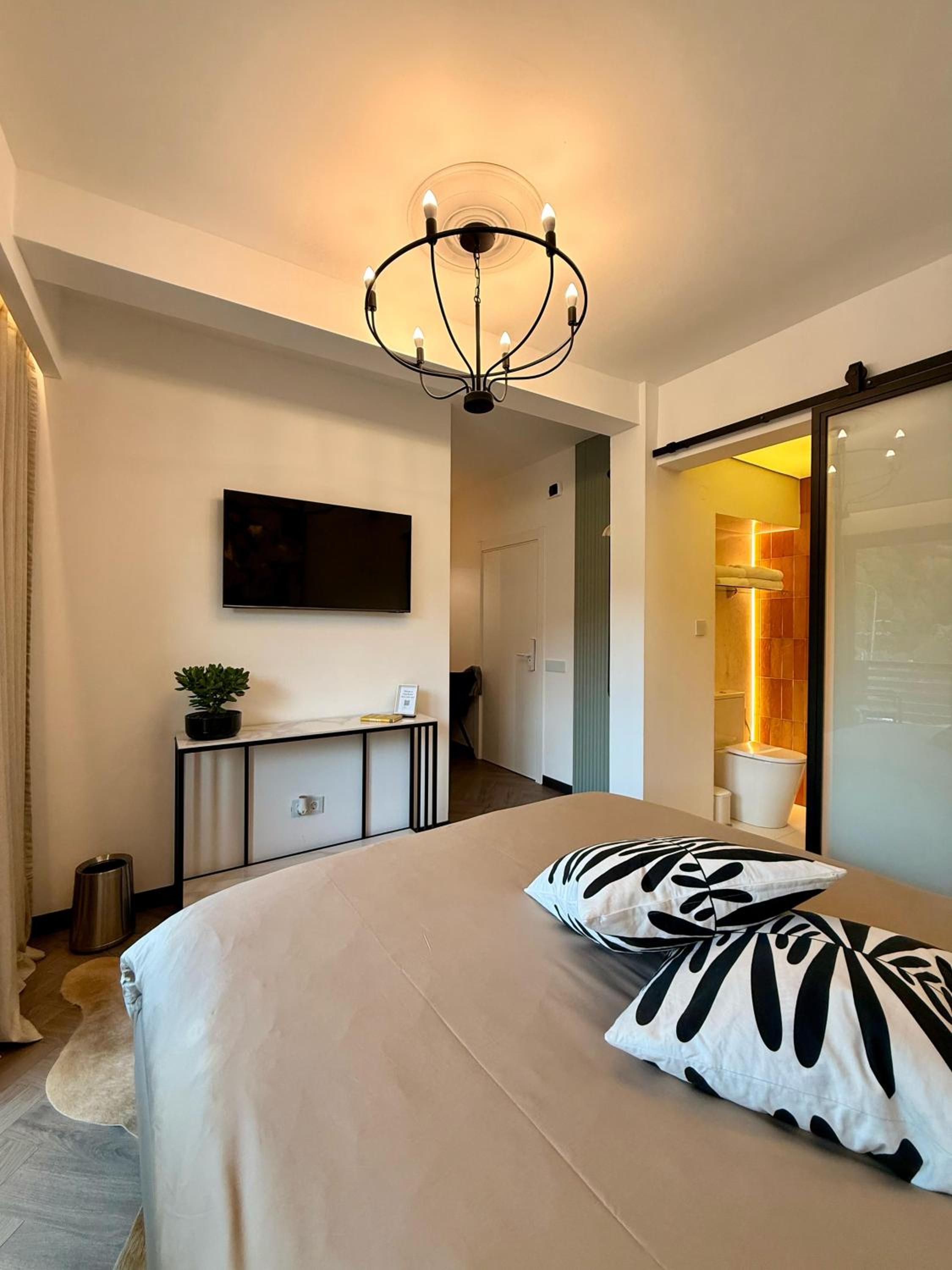 Standard Double Room photo 1