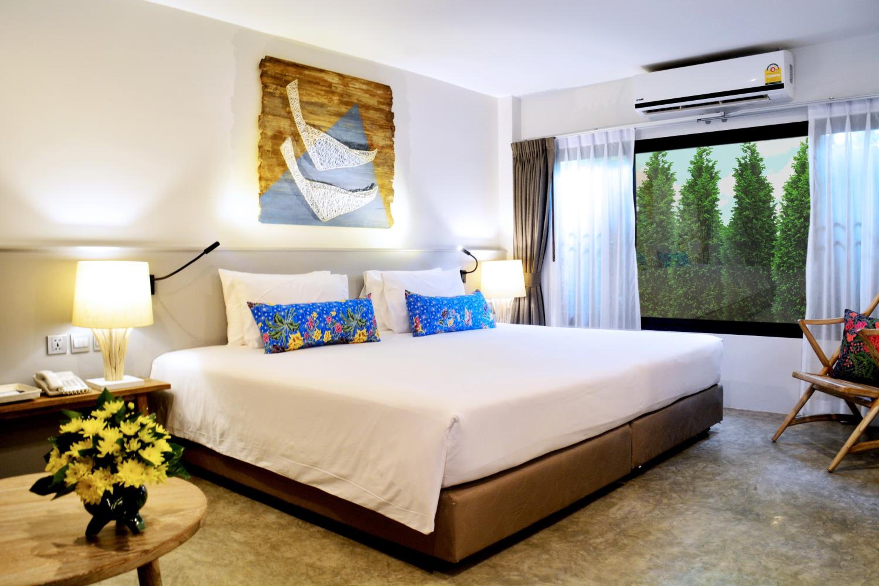 Grand Deluxe Double or Twin Room with Bathtub - Photo 3