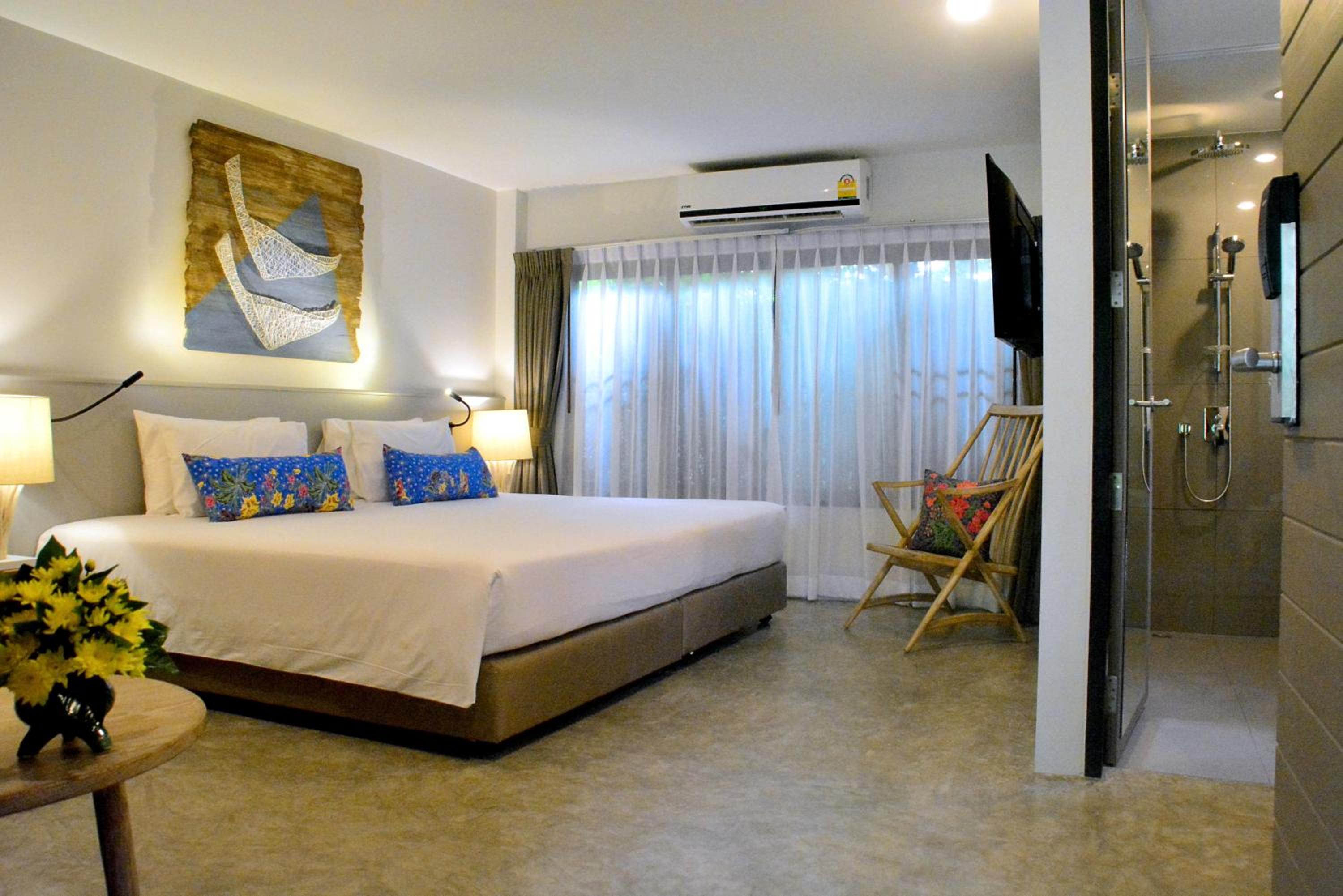 Grand Deluxe Double or Twin Room with Bathtub - Photo 4