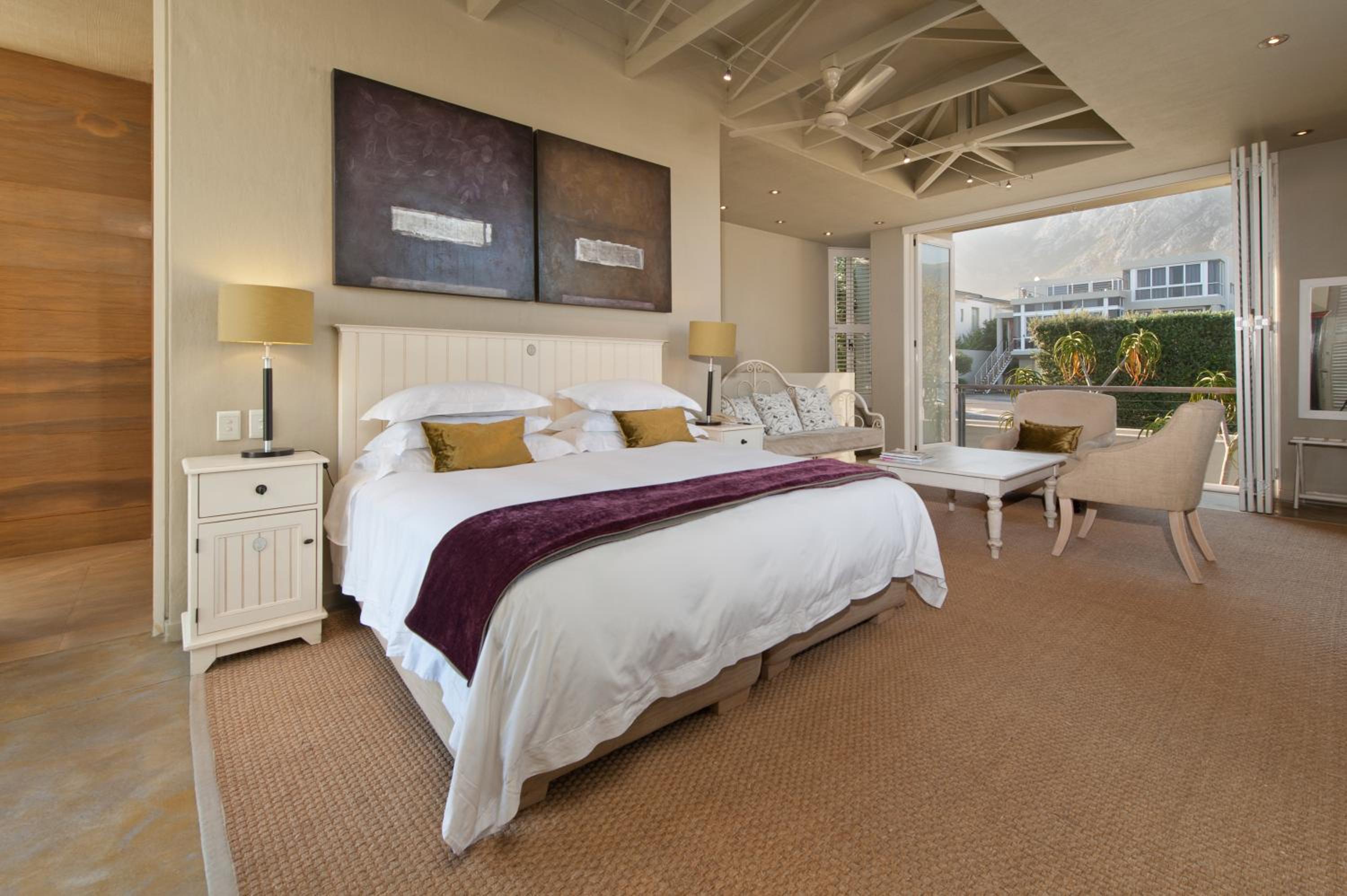 Olive Deluxe Room - Photo 6