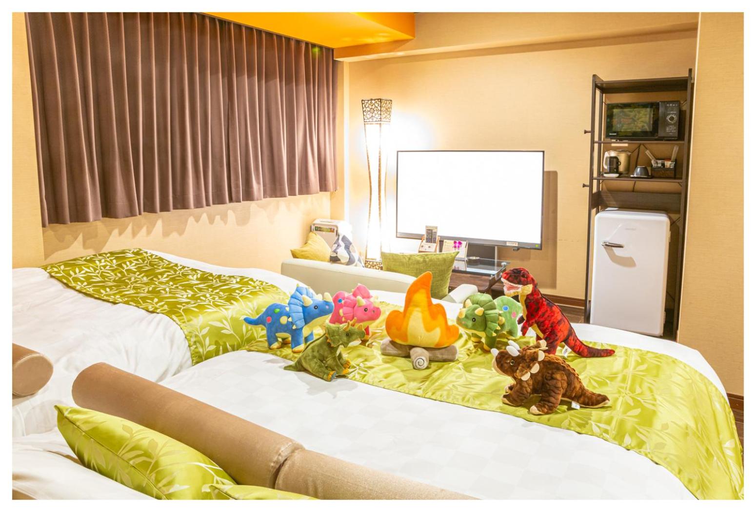 Family Room - Two Double Beds + One Single Bed - Non-Smoking - Photo 10