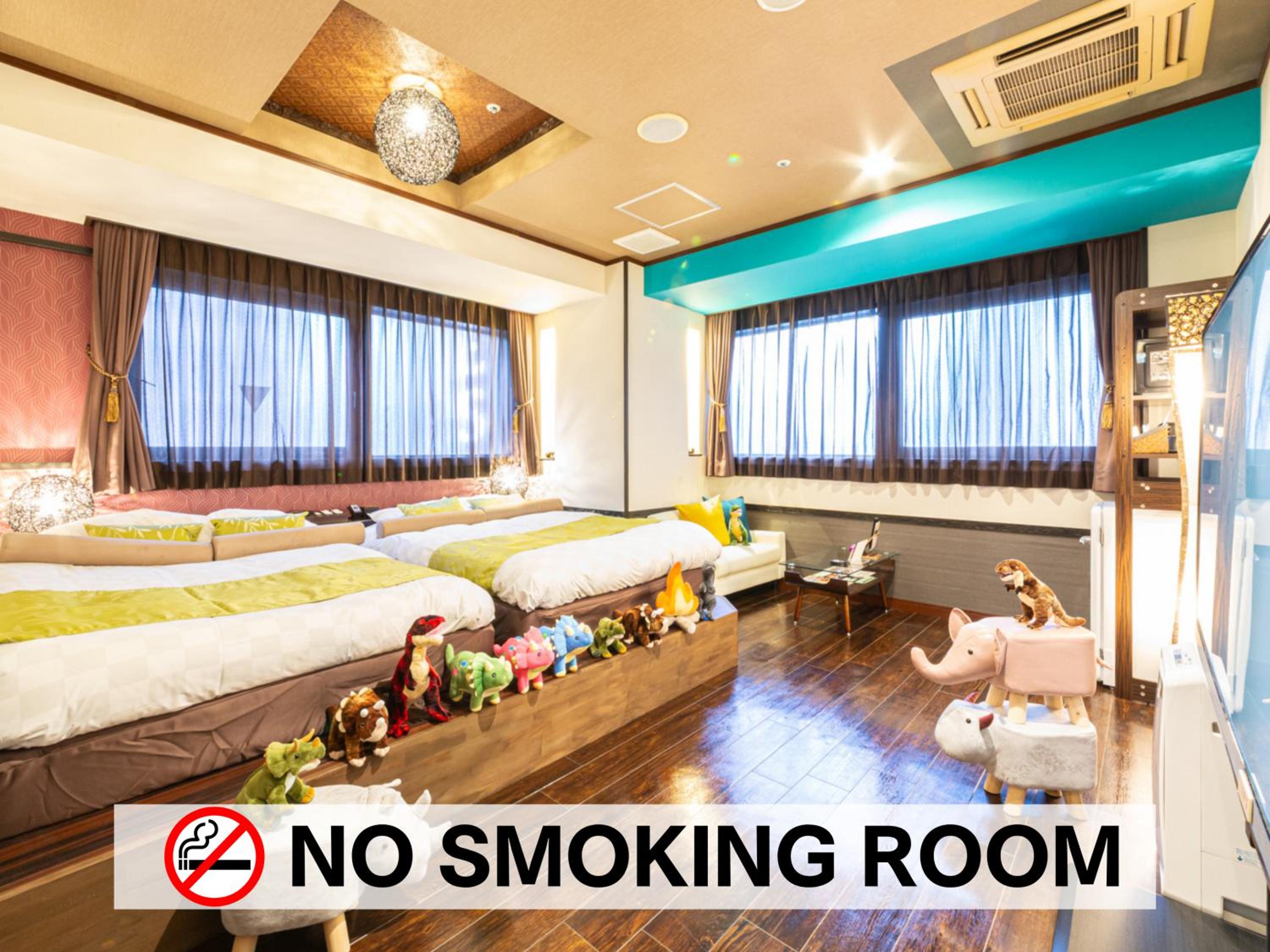 Family Room - Two Double Beds - Non-Smoking - Photo 10