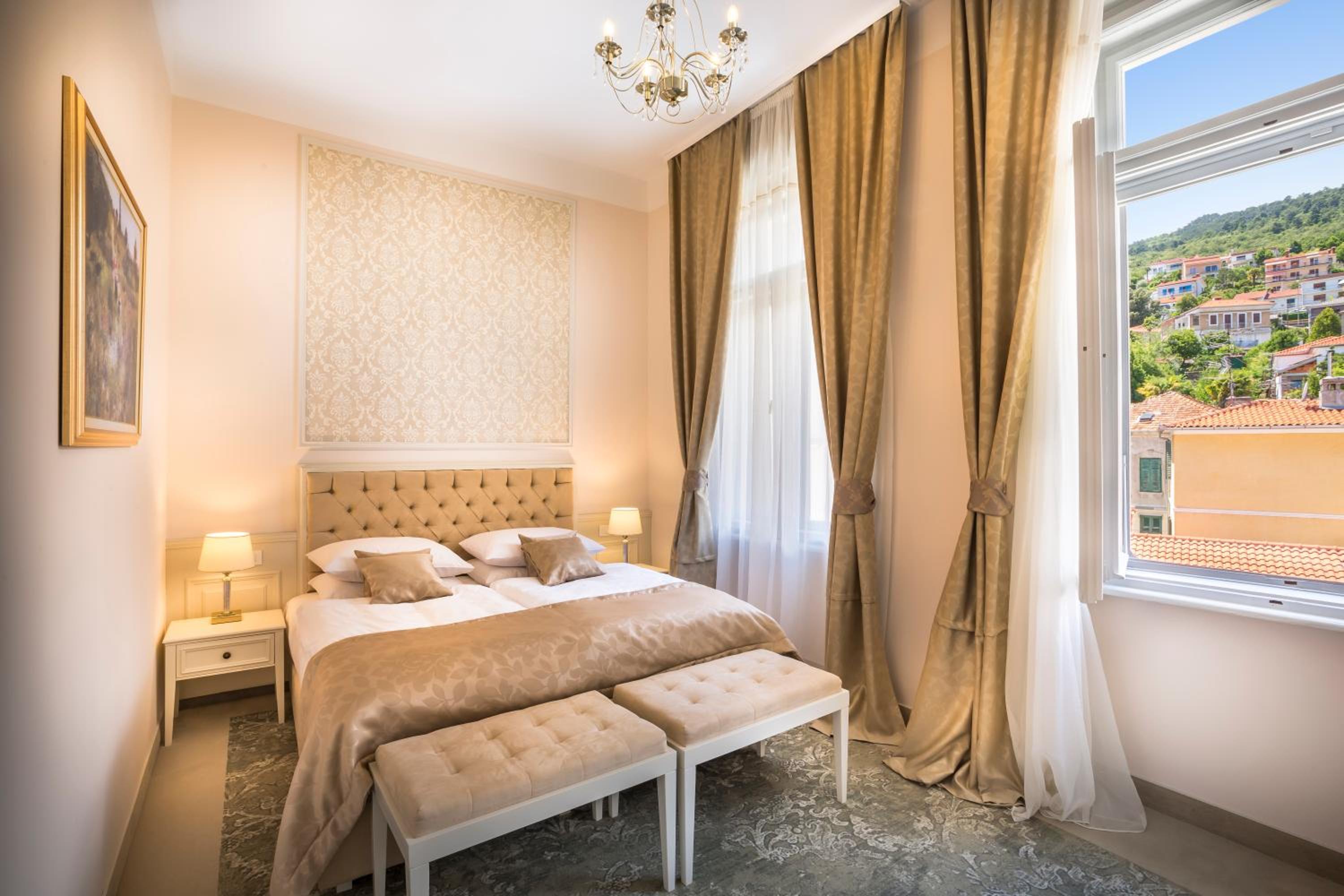 Superior Double Room - Photo 1