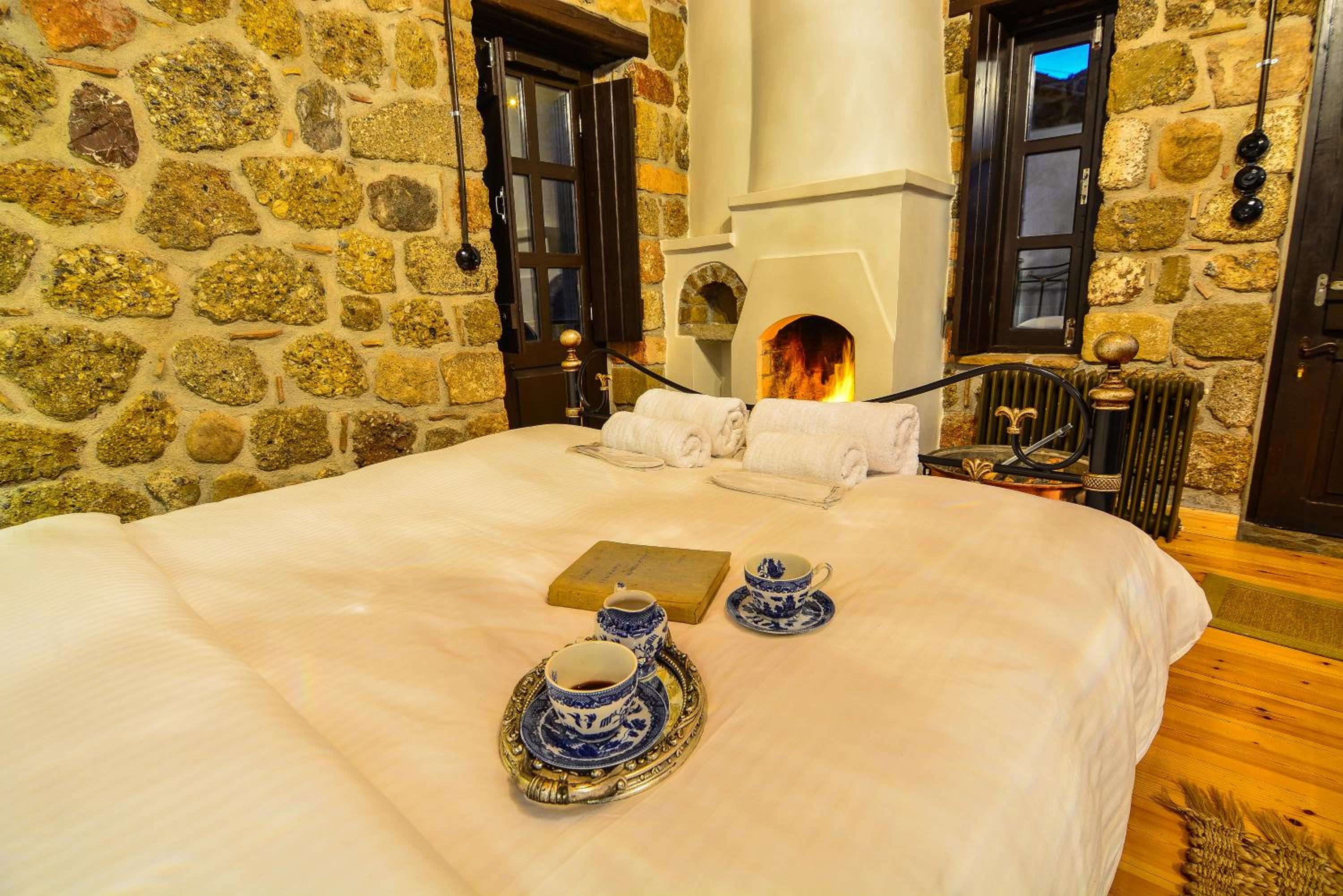 Double Room with Fireplace photo 2