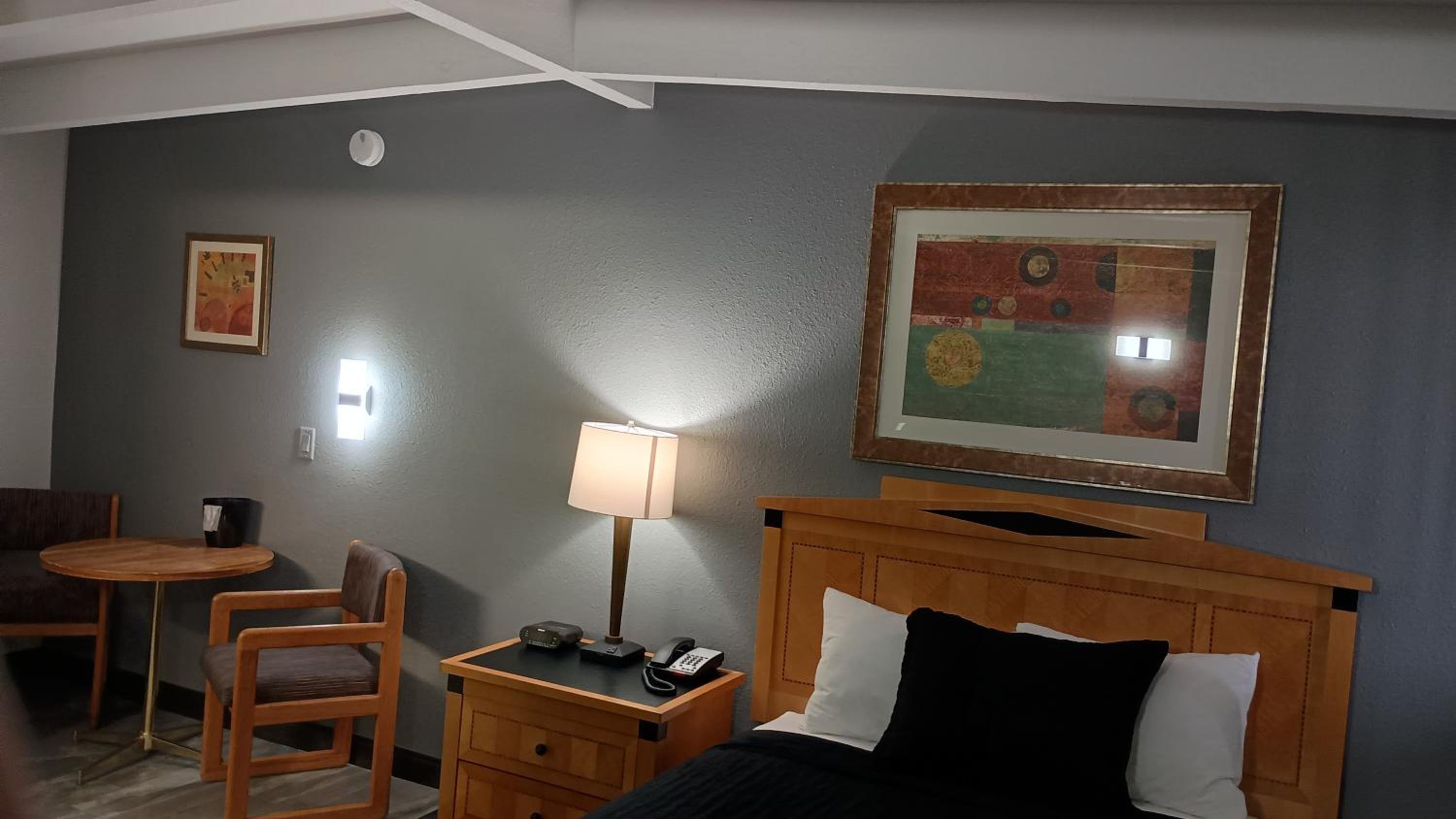 Standard Double Room - Photo 5