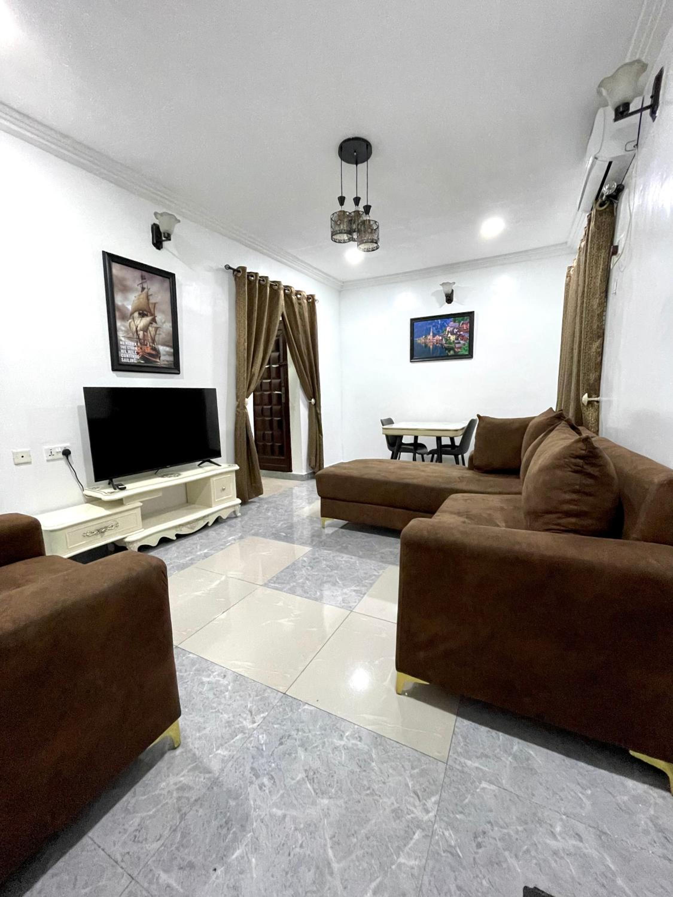 One-Bedroom Premium Apartment photo 1