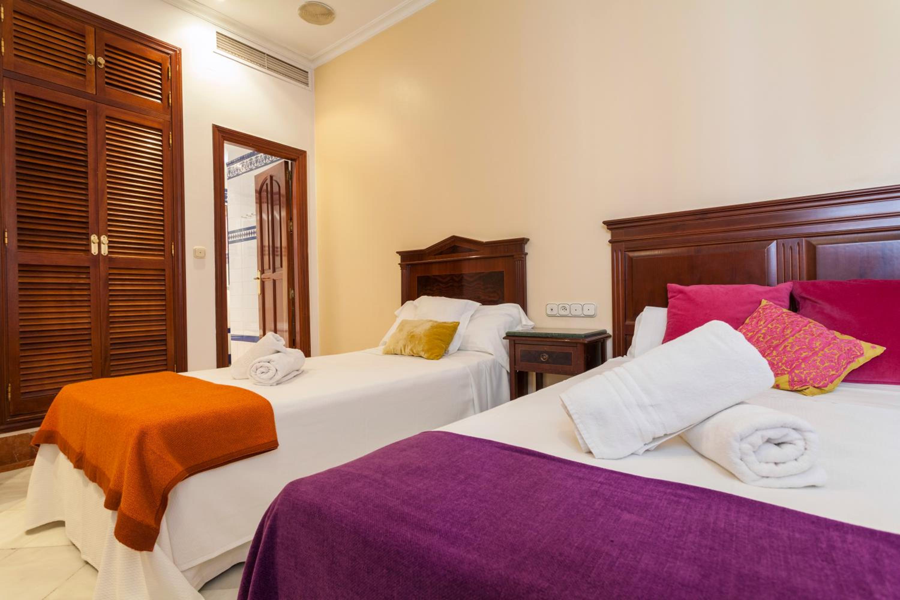 Triple Room - Photo 15