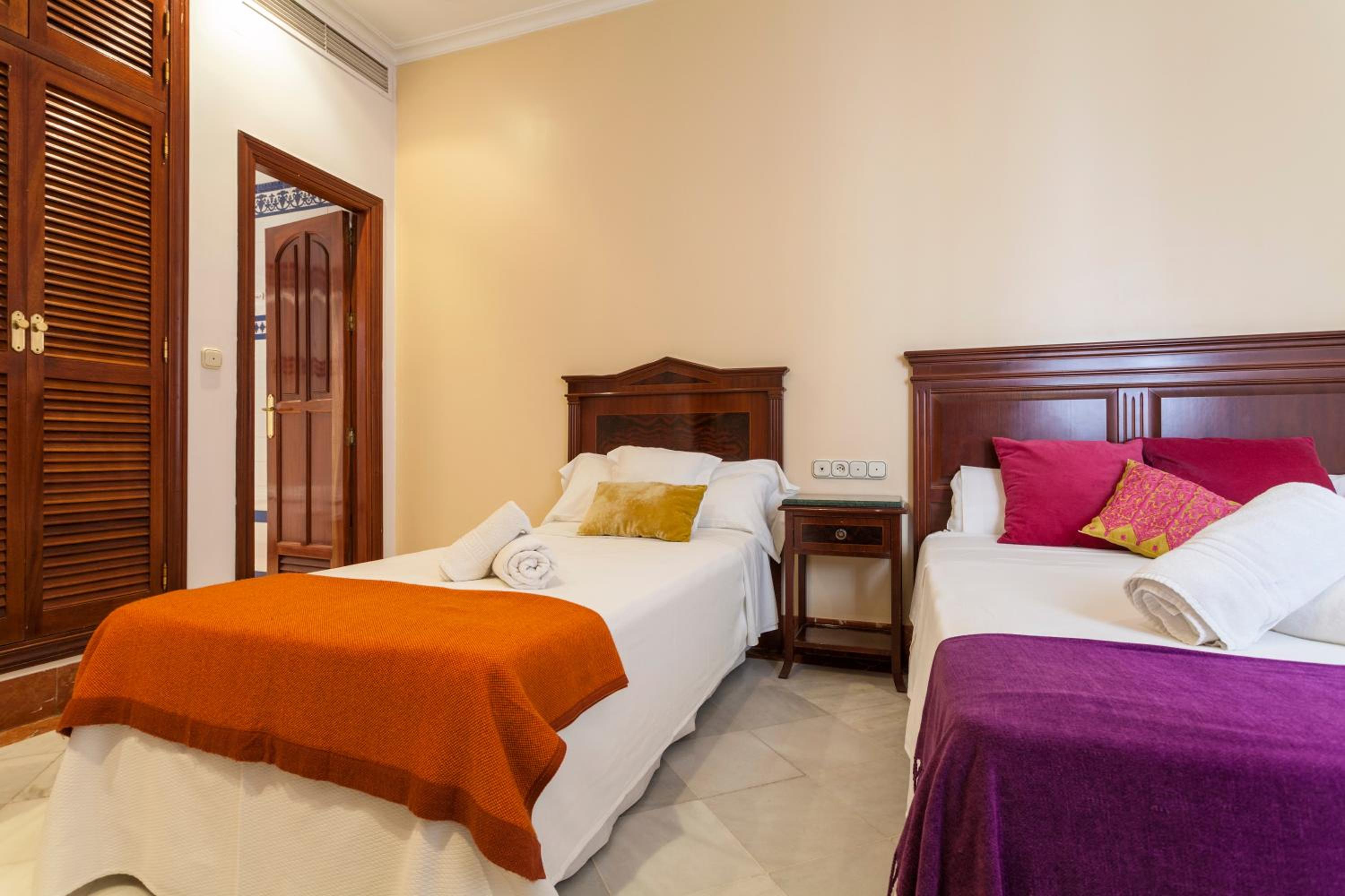 Triple Room - Photo 7