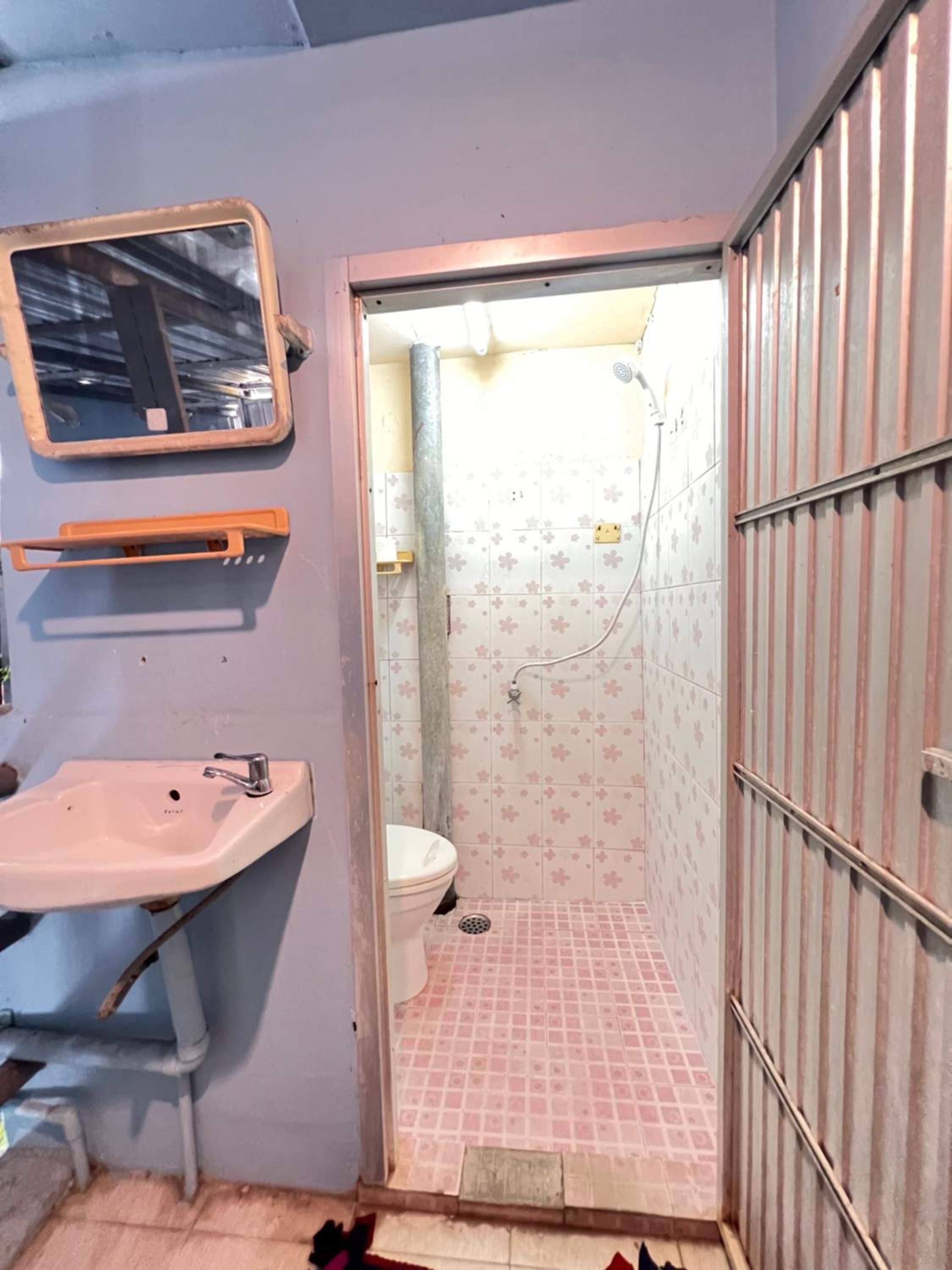 Double Room with Shared Bathroom photo 1