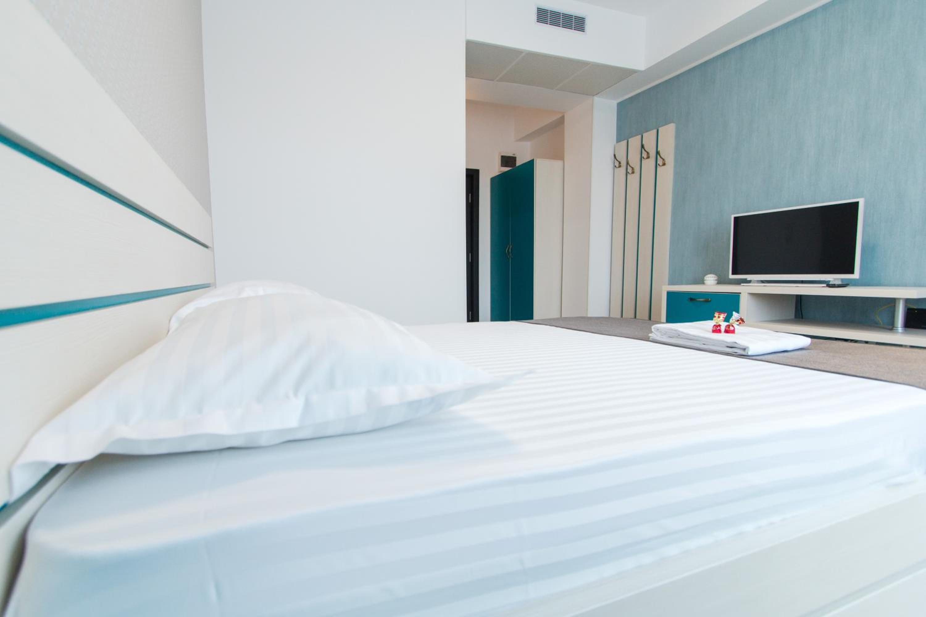 Double Room - Photo 14