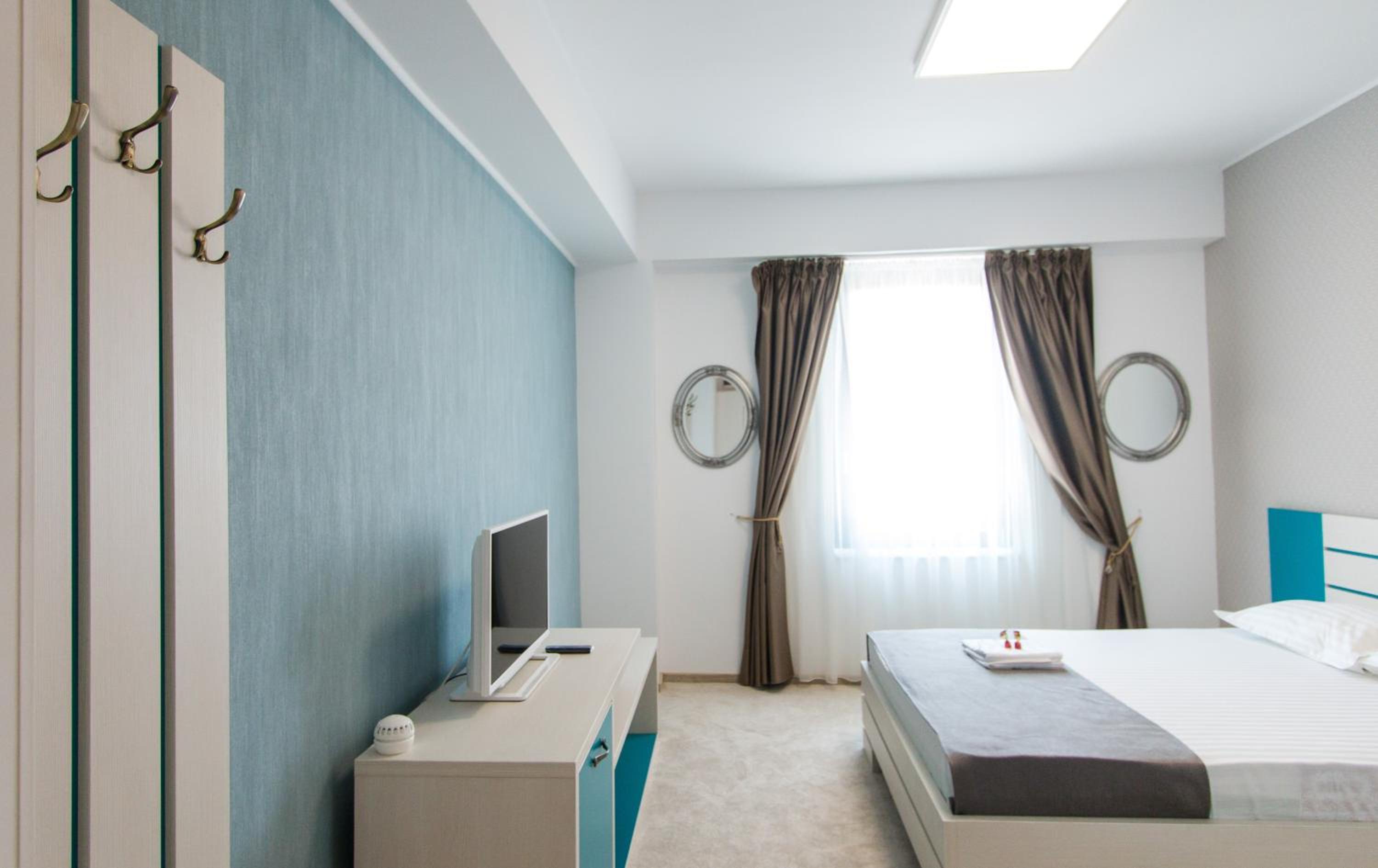 Double Room - Photo 11