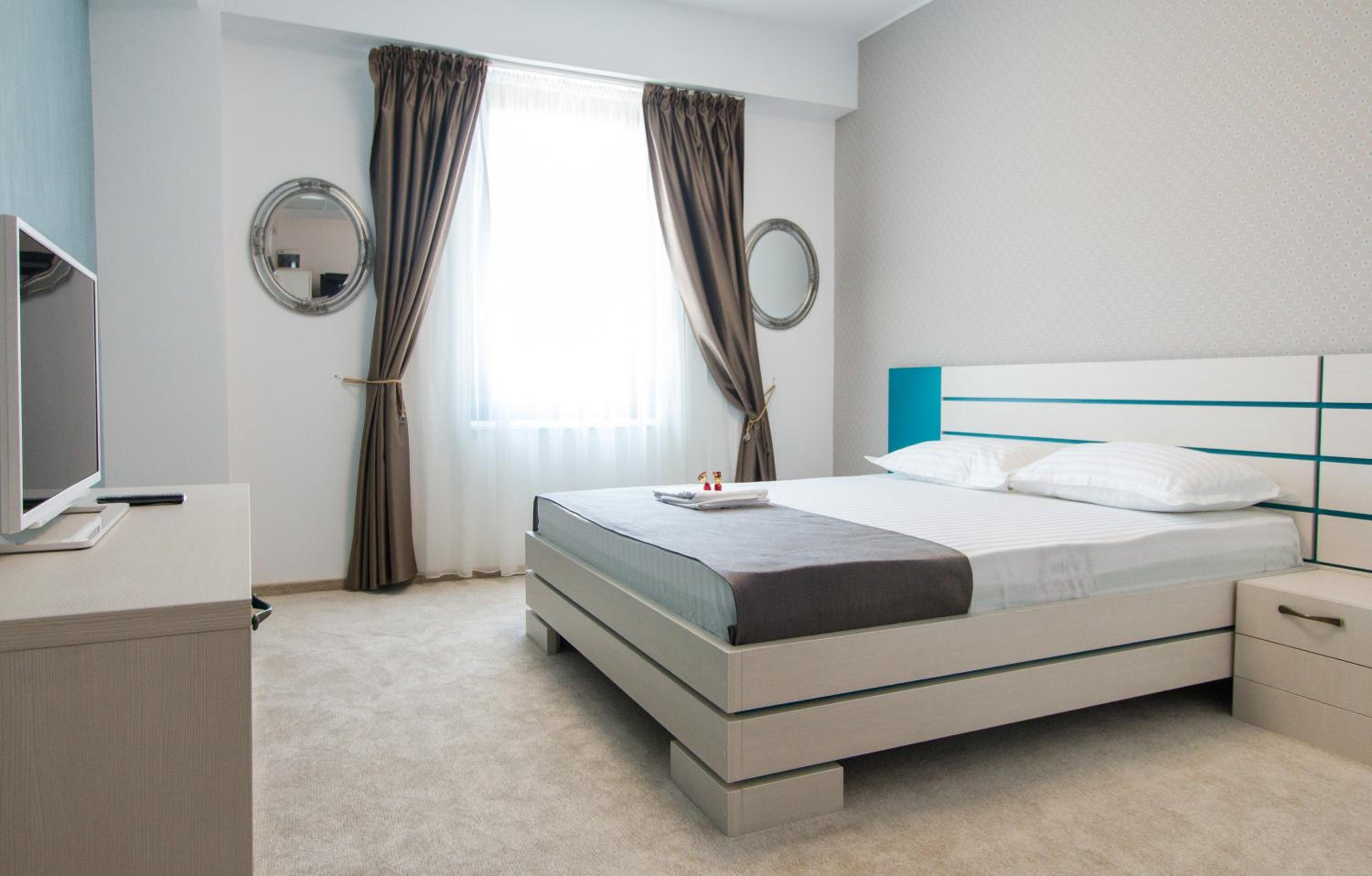 Double Room - Photo 2